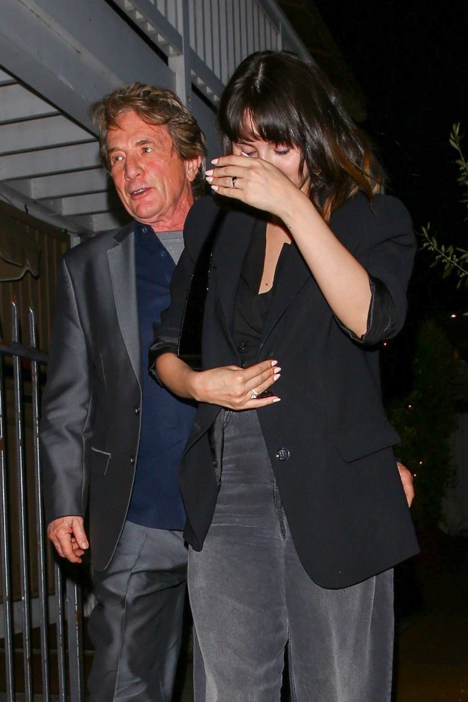 Selena_Gomez_-_Dining_at_Giorgio_Baldi_in_Santa_Monica_April_192C_202203.jpg