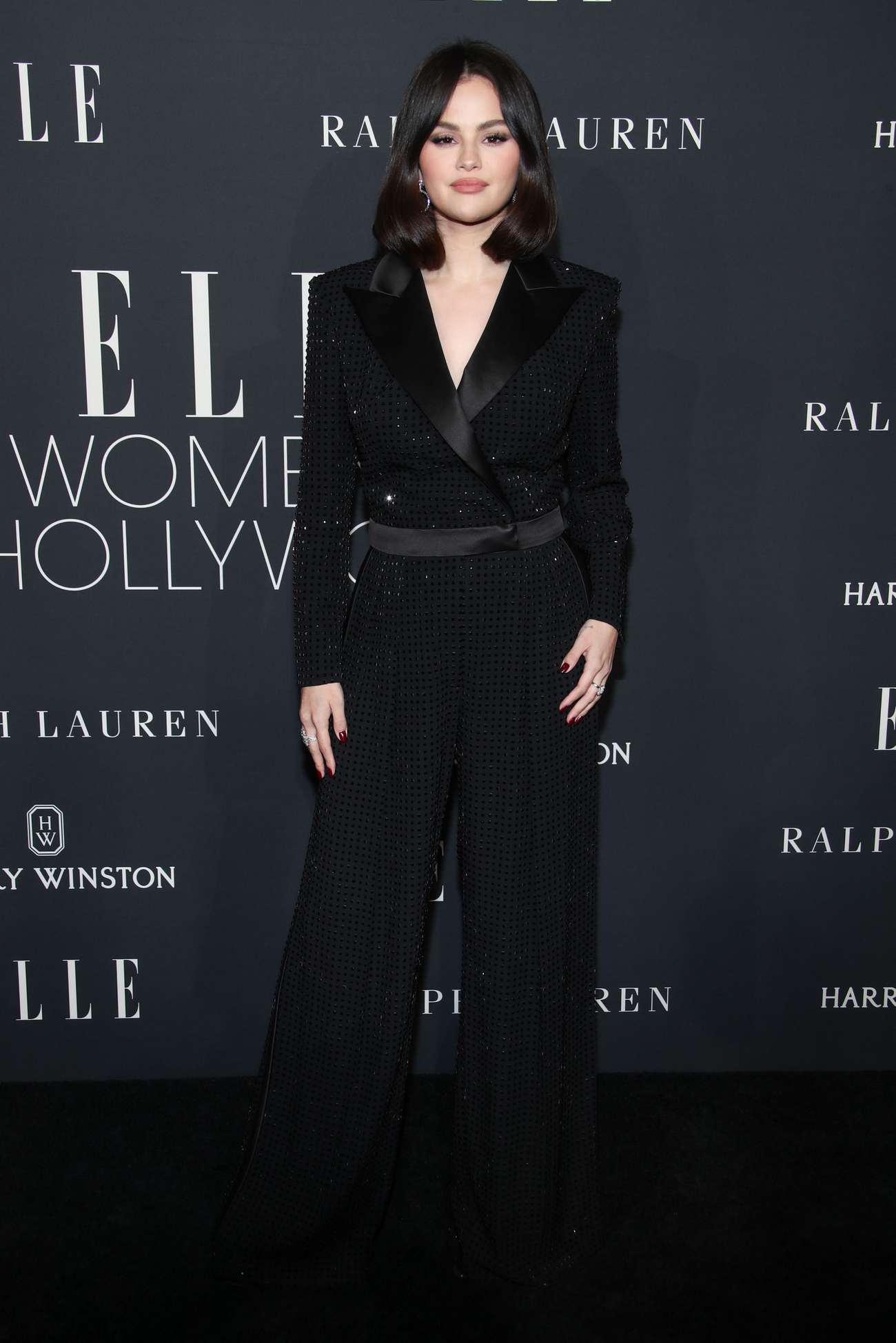 Selena_Gomez_-_Elle_Women_in_Hollywood_event_in_Los_Angeles_November_192C_2024_12.jpg