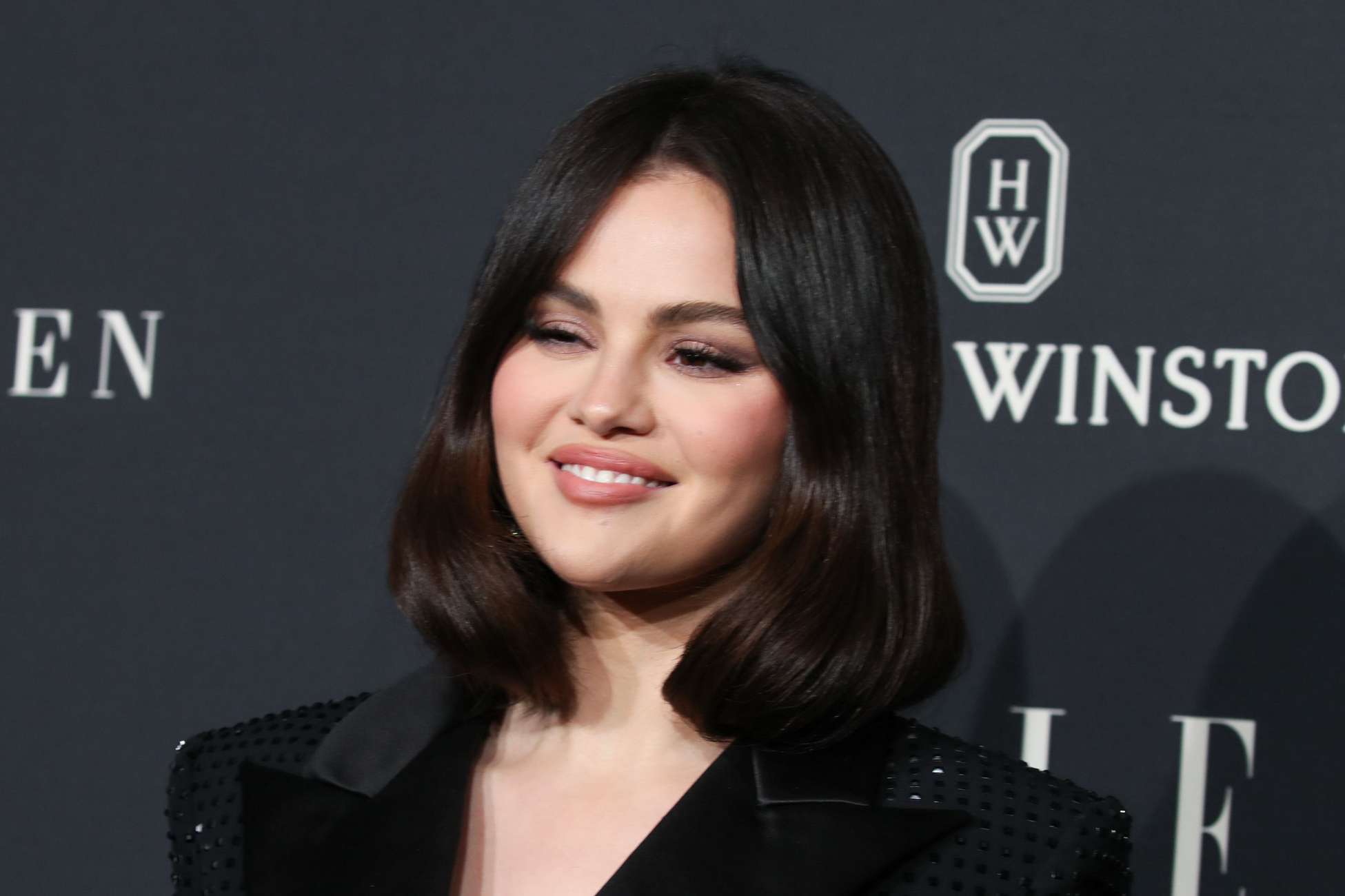 Selena_Gomez_-_Elle_Women_in_Hollywood_event_in_Los_Angeles_November_192C_2024_14.jpg