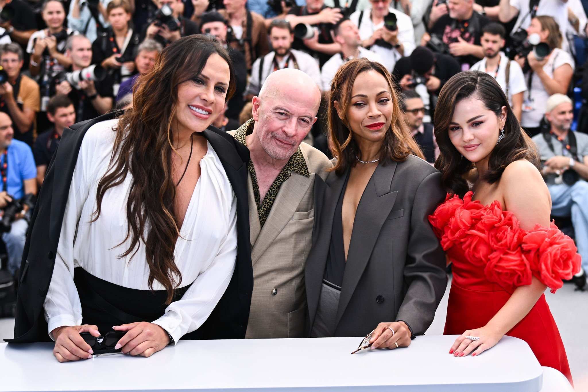 Selena_Gomez_-_Emilia_Perez_Photocall_at_the_77th_annual_Cannes_Film_Festivals_on_May_192C_2024_47.jpg