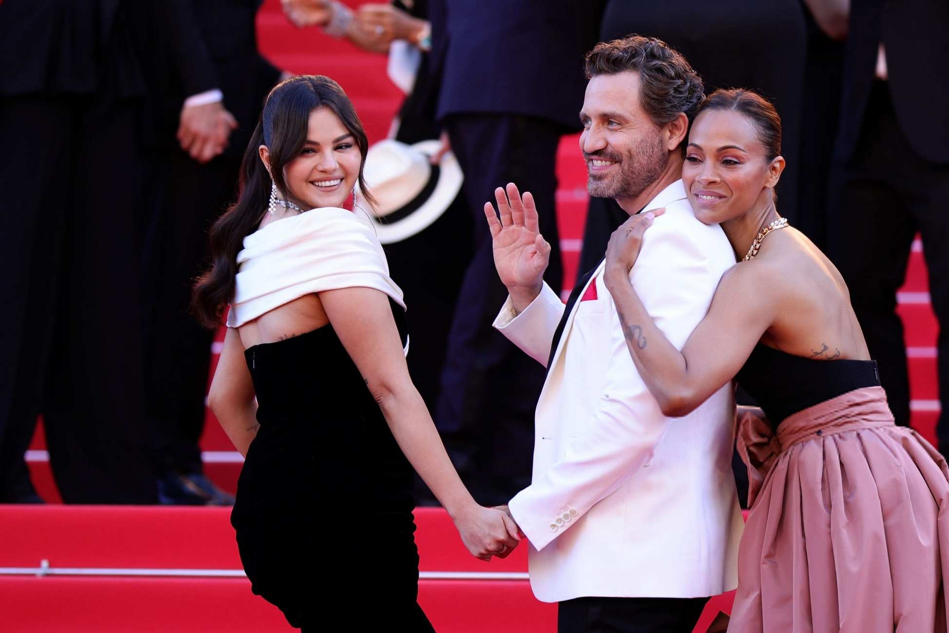 Selena_Gomez_-_Emilia_Perez_Premiere_at_the_77th_annual_Cannes_Film_Festival_on_May_18_46.jpg