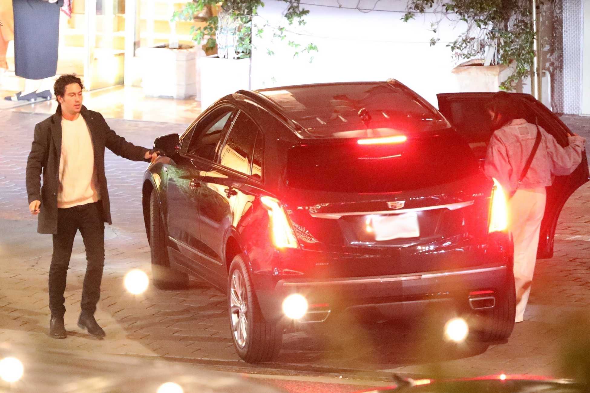 Selena_Gomez_-_Enjoying_a_night_out_at_the_Sunset_Tower_in_West_Hollywood_July_42C_202225.jpg