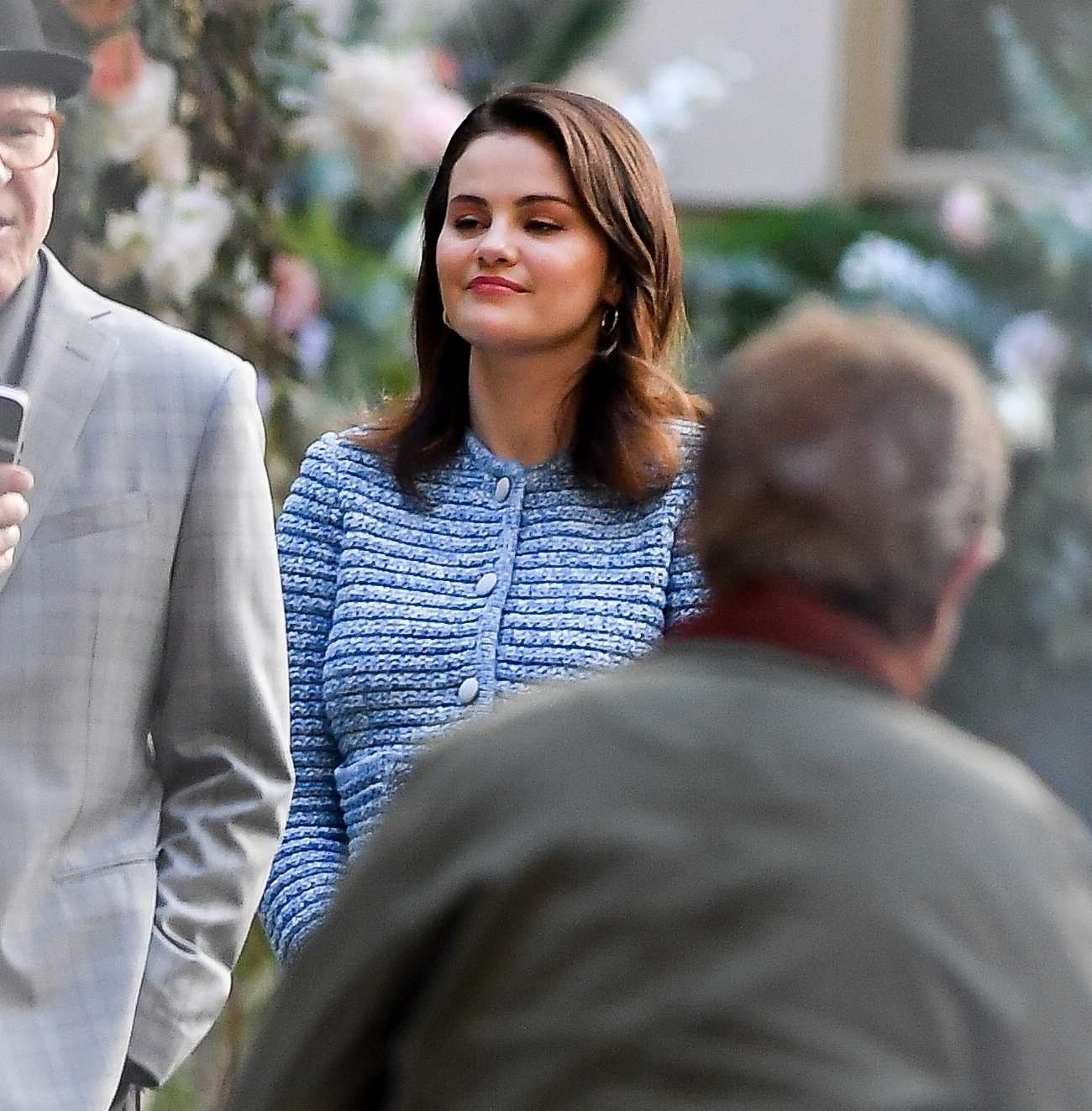 Selena_Gomez_-_Filming__Only_Murders_In_The_Building__in_New_York_May_292C_2024_13.jpg