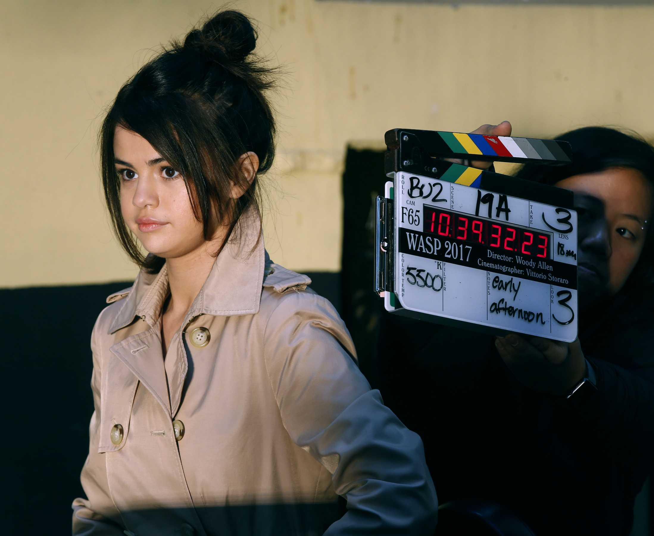 Selena_Gomez_-_Filming_new_Woody_Allen_movie_in_NYC_on_September_11-64.jpg