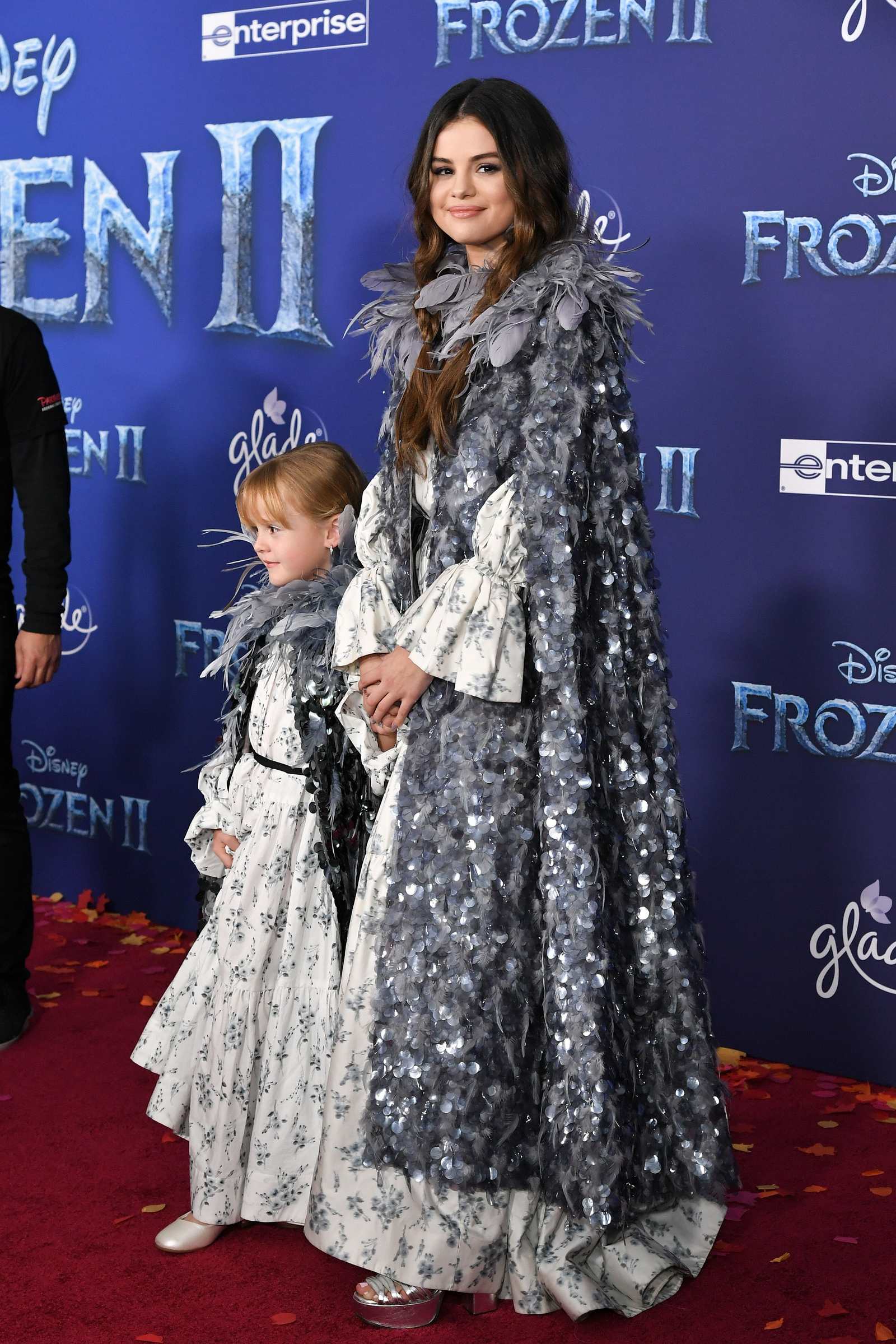 Selena_Gomez_-_Frozen_2_premiere_in_Hollywood_November_72C_2019-06.jpg