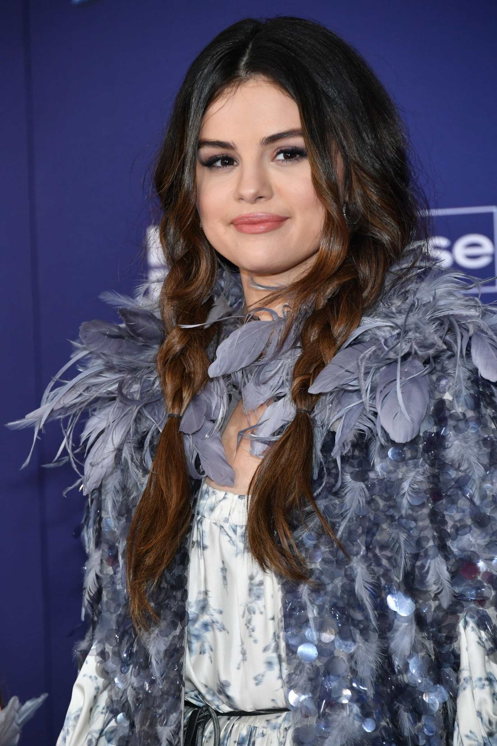 Selena_Gomez_-_Frozen_2_premiere_in_Hollywood_November_72C_2019-09.jpg