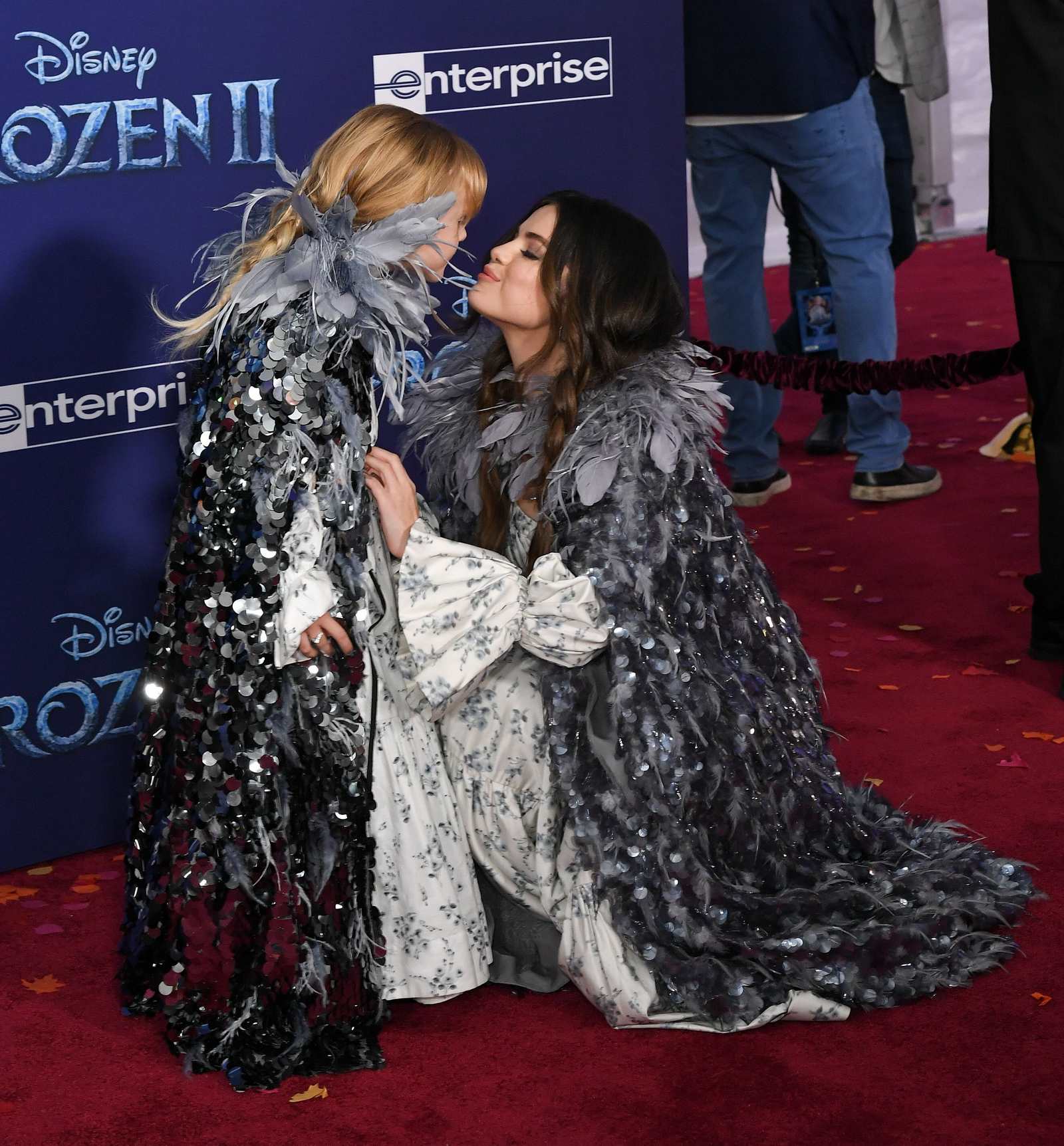 Selena_Gomez_-_Frozen_2_premiere_in_Hollywood_November_72C_2019-28.jpg
