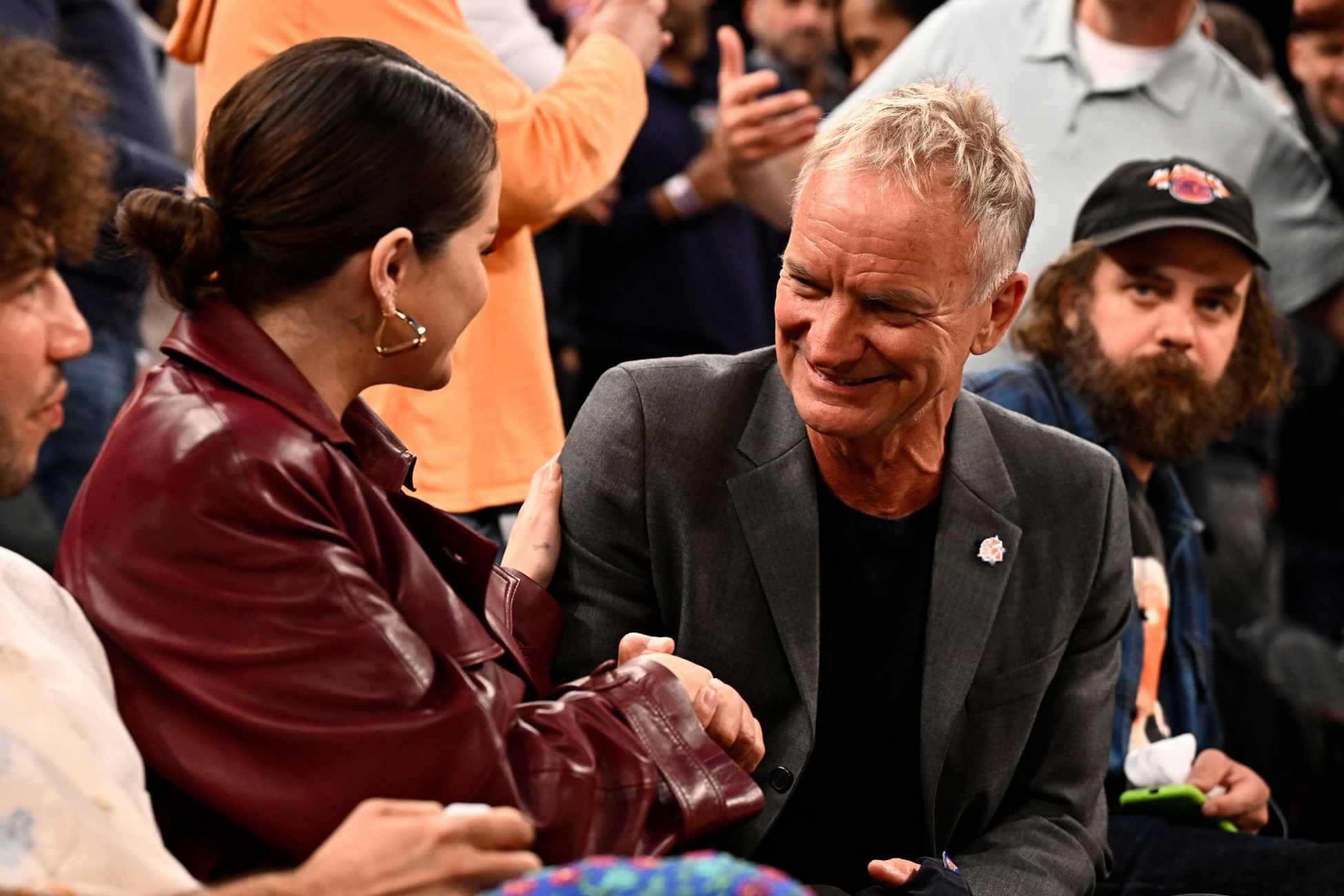 Selena_Gomez_-_Game_2_of_the_NBA_First_Round_Playoffs_between_N_Y__Knicks_and_Philadelphia_76ers_-_April_222C_2024_02.jpg