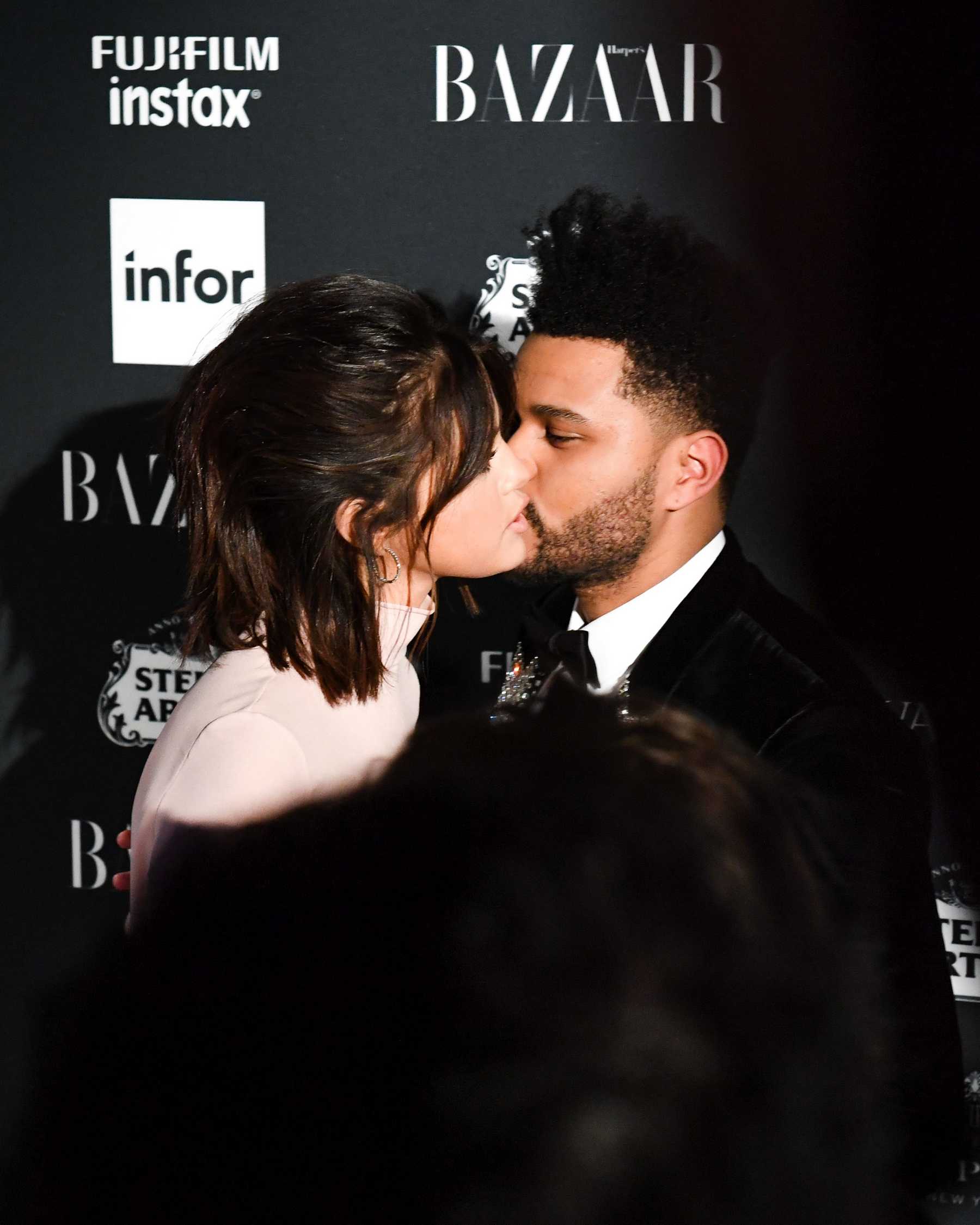 Selena_Gomez_-_Harper_s_Bazaar_Icons_Party_on_September_8-46.jpg