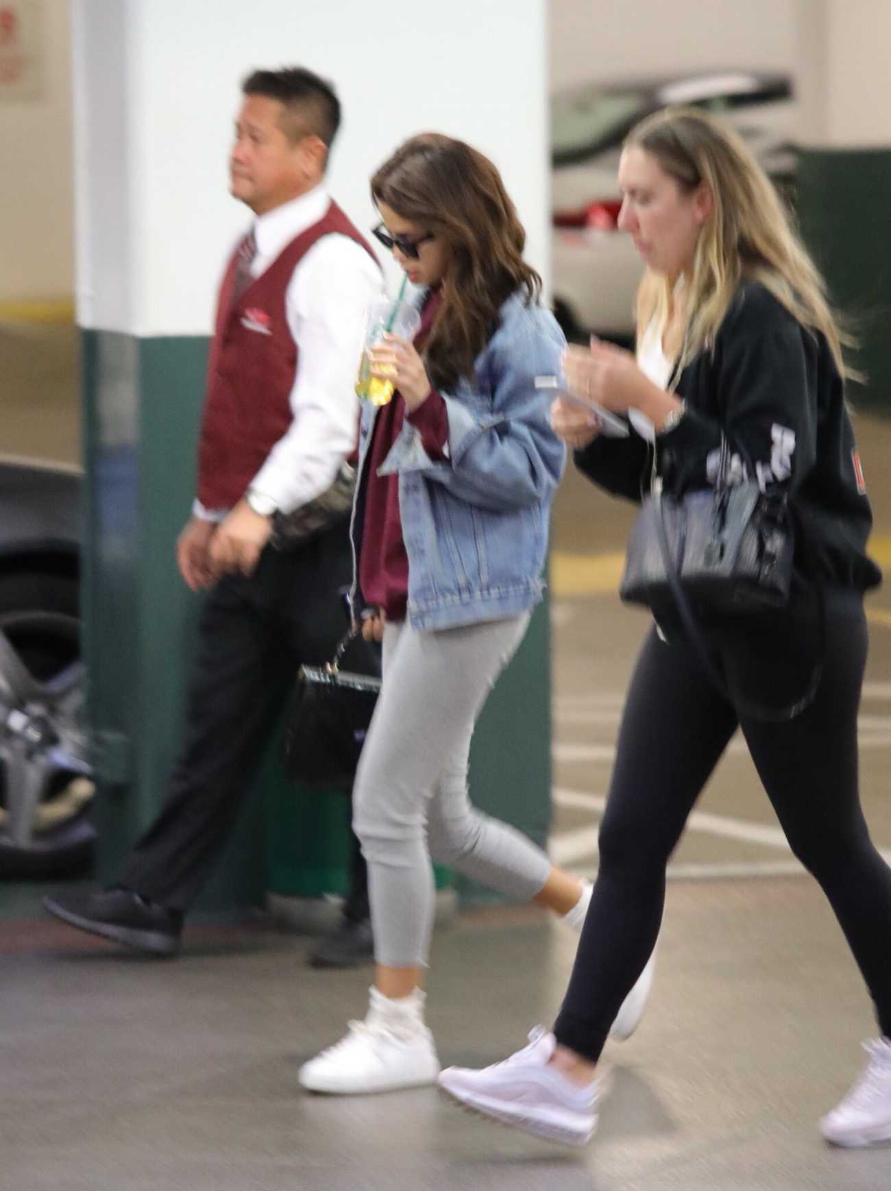 Selena_Gomez_-_In_Los_Angeles2C_CA_on_February_16-02.jpg