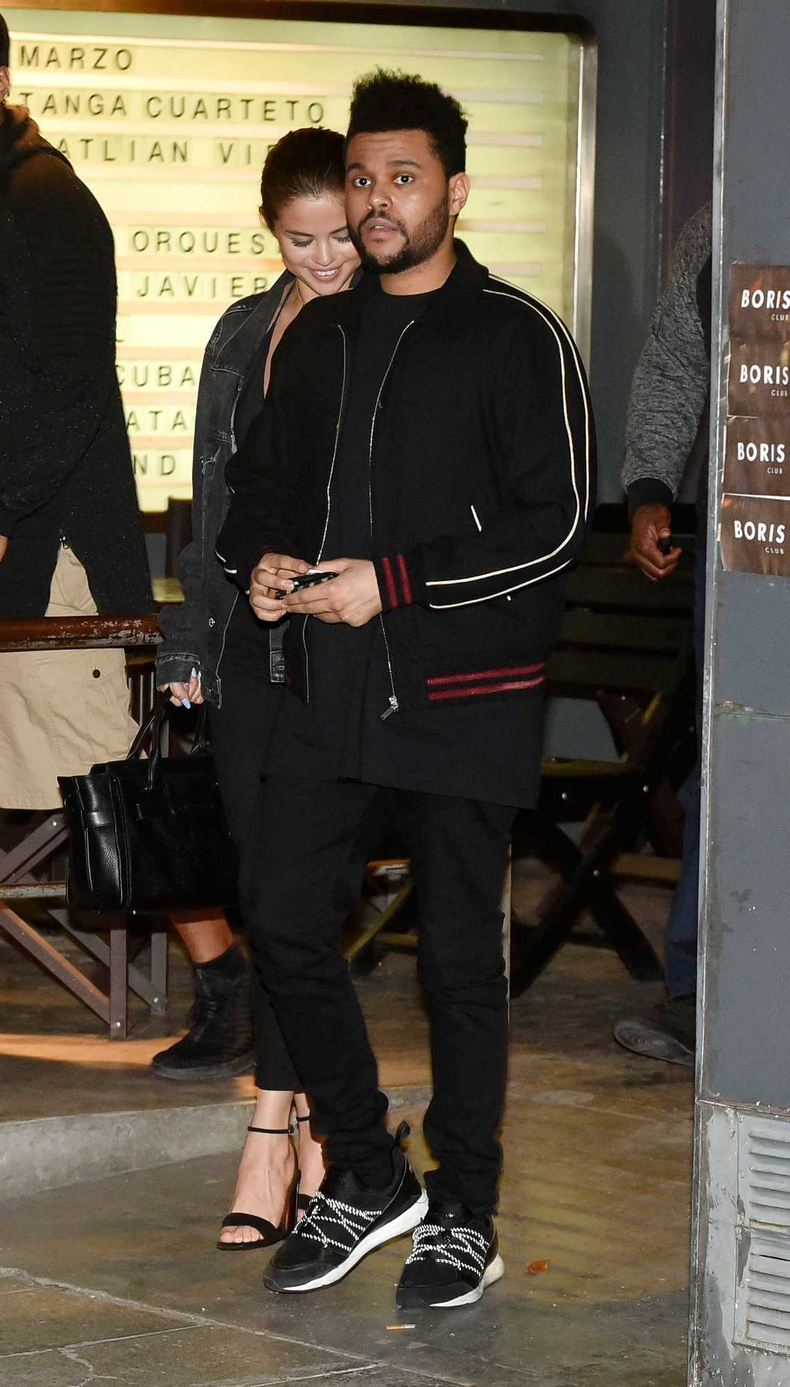 Selena_Gomez_-_Leaving_Boris_Jazz_Club_with_The_Weeknd_in_Palermo2C_Buenos_Aires_March_28-02.jpg