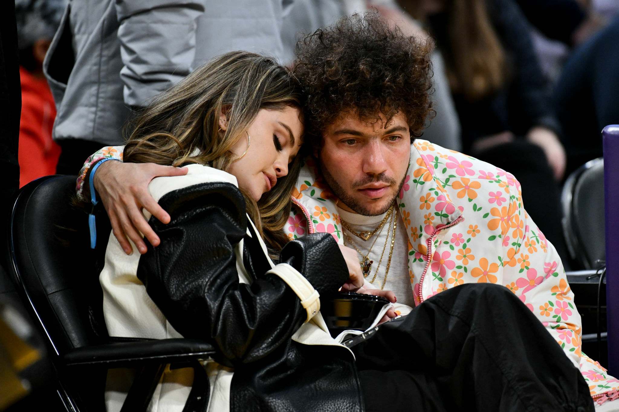 Selena_Gomez_-_Miami_Heat_v_Los_Angeles_Lakers_at_Crypto_com_Arena_in_Los_Angeles_January_32C_202410.jpg