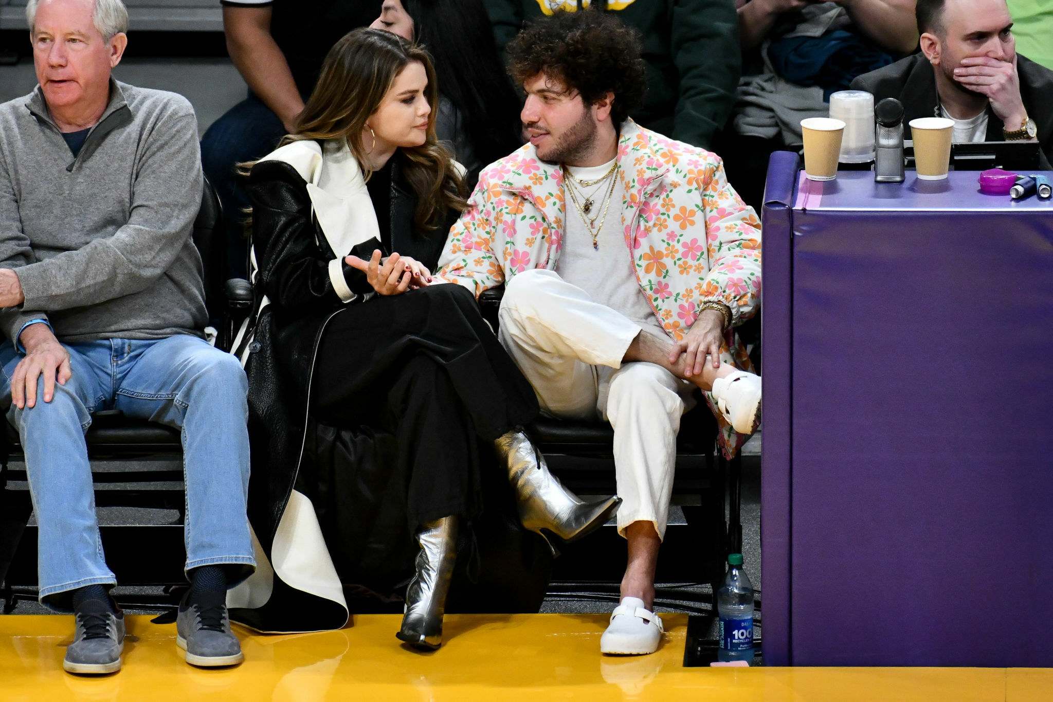 Selena_Gomez_-_Miami_Heat_v_Los_Angeles_Lakers_at_Crypto_com_Arena_in_Los_Angeles_January_32C_202430.jpg