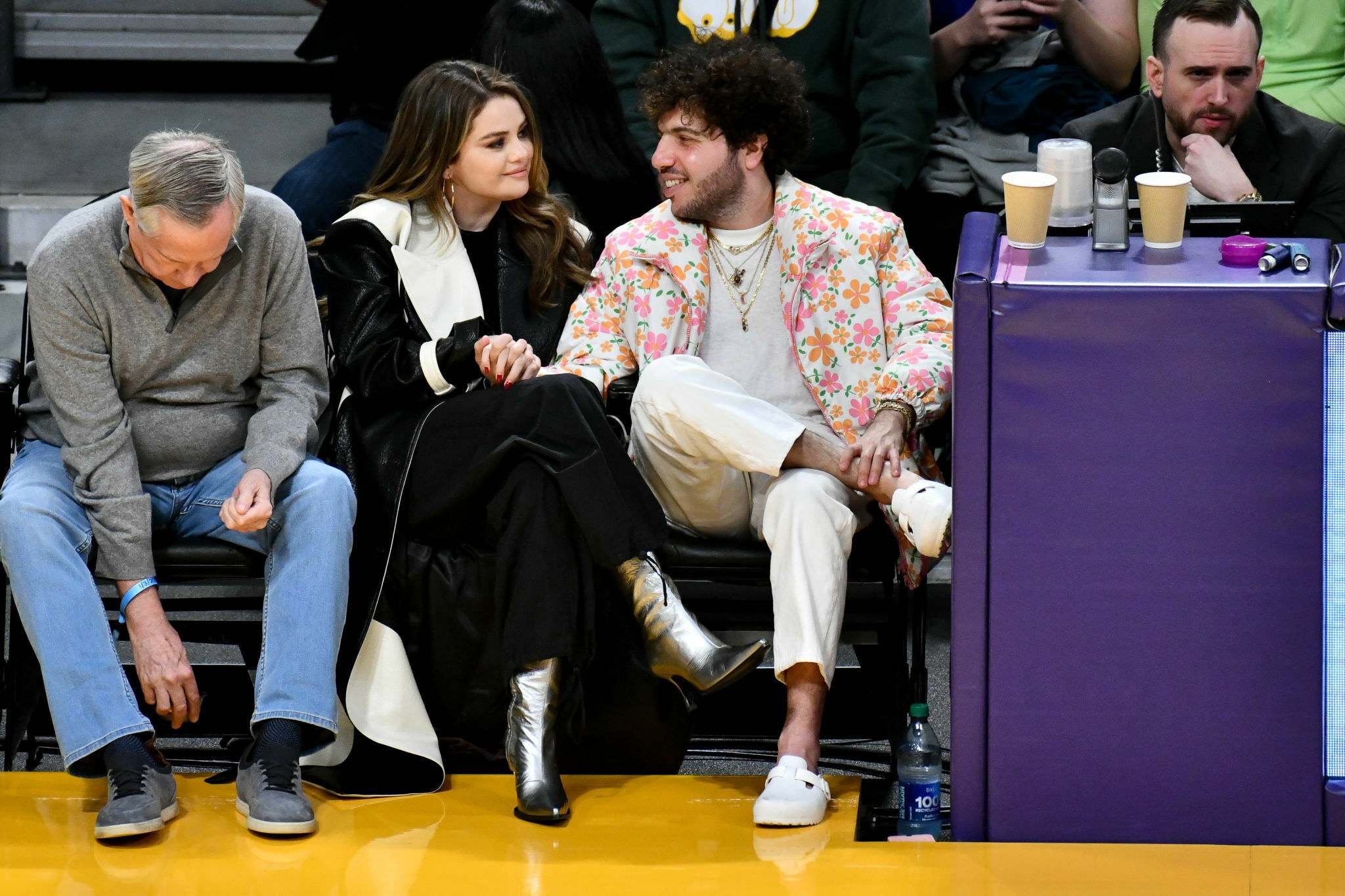 Selena_Gomez_-_Miami_Heat_v_Los_Angeles_Lakers_at_Crypto_com_Arena_in_Los_Angeles_January_32C_202431.jpg