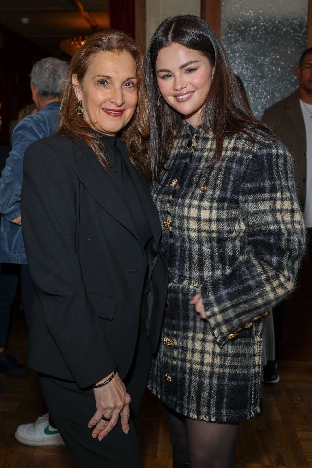 Selena_Gomez_-_Netflix_London_Film_Festival_Awards_Brunch_October_132C_2024_16.jpg