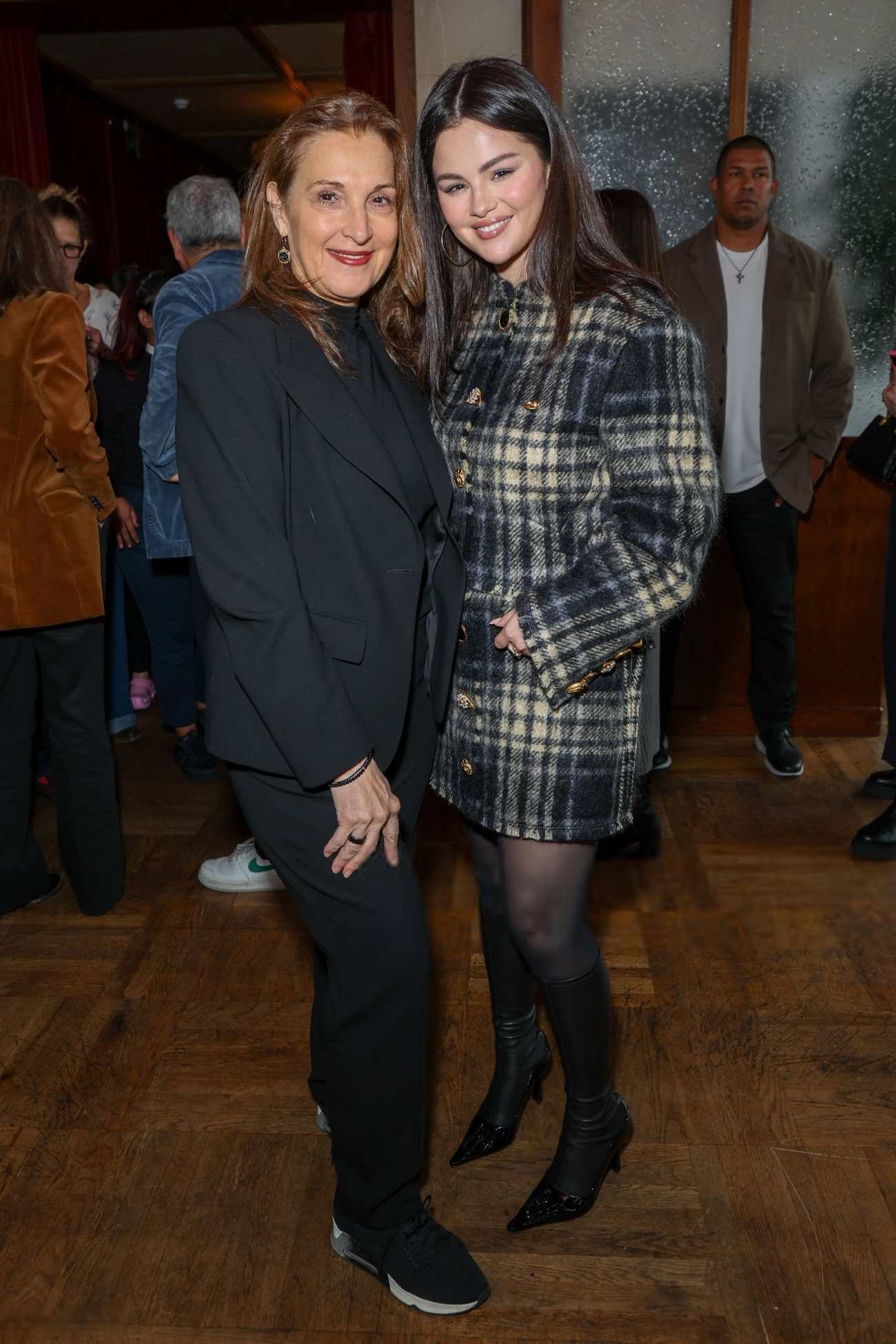 Selena_Gomez_-_Netflix_London_Film_Festival_Awards_Brunch_October_132C_2024_17.jpg