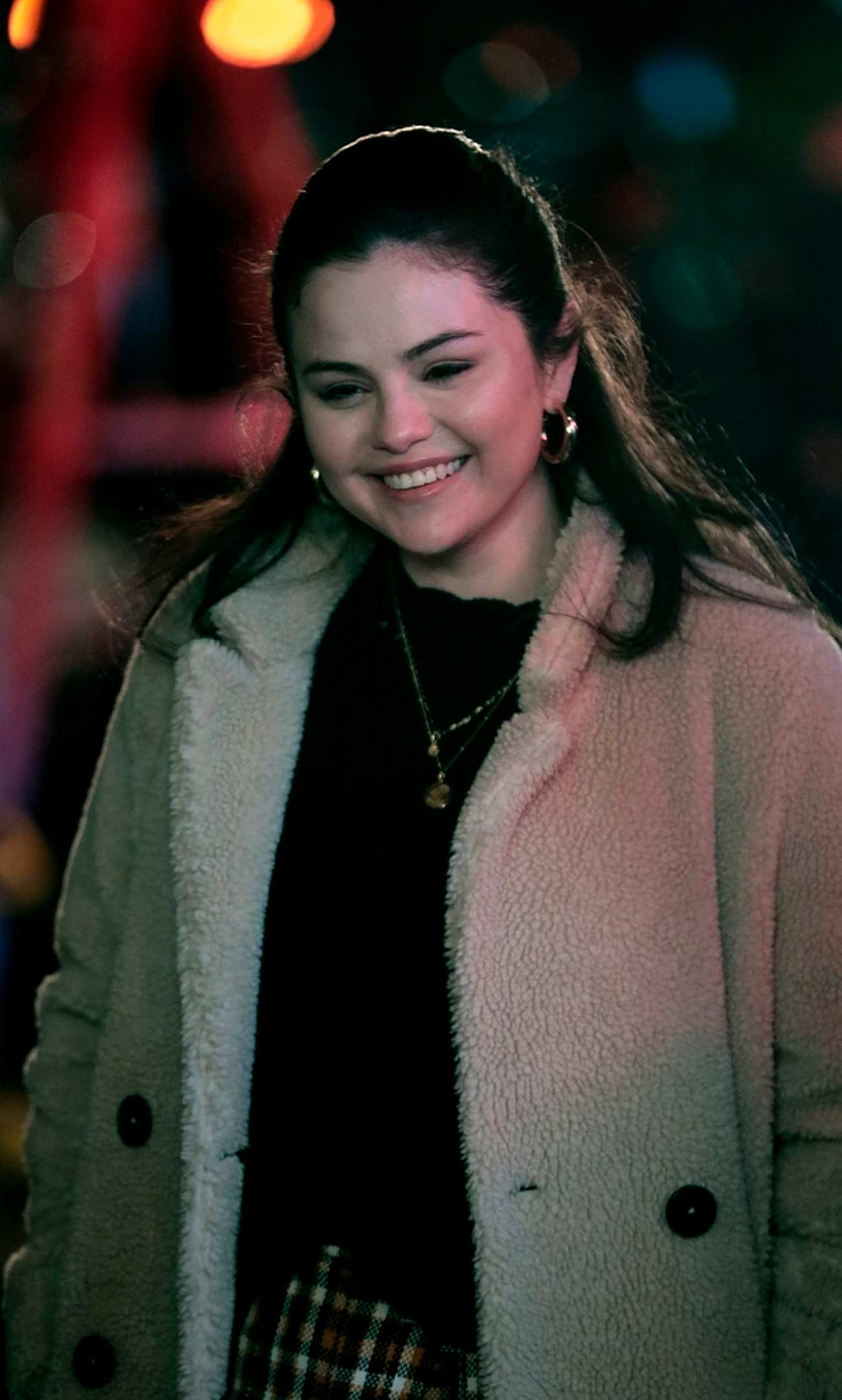 Selena_Gomez_-_On_the_set_of_Only_Murders_In_The_Building_in_New_York_March_312C_2021_02.jpg