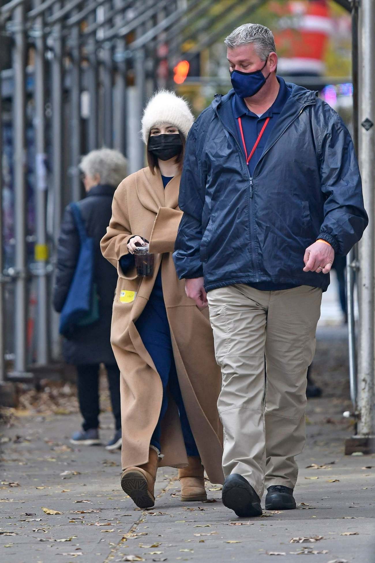 Selena_Gomez_-_Only_Murders_in_the_Building_season_2_in_New_York_City2C_1207202105.jpg