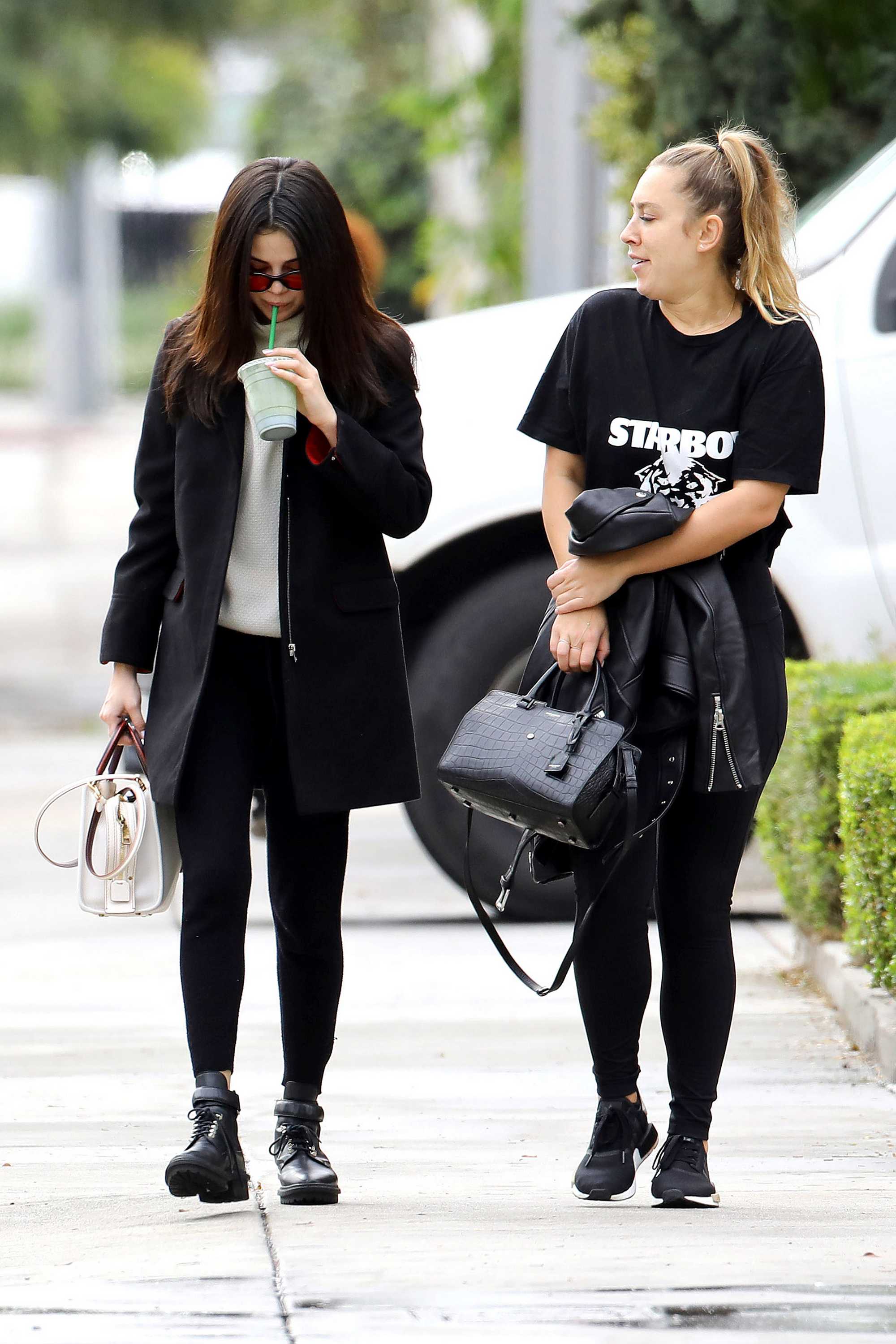 Selena_Gomez_-_Out_and_about_in_Los_Angeles_on_Feb_21-34.jpg