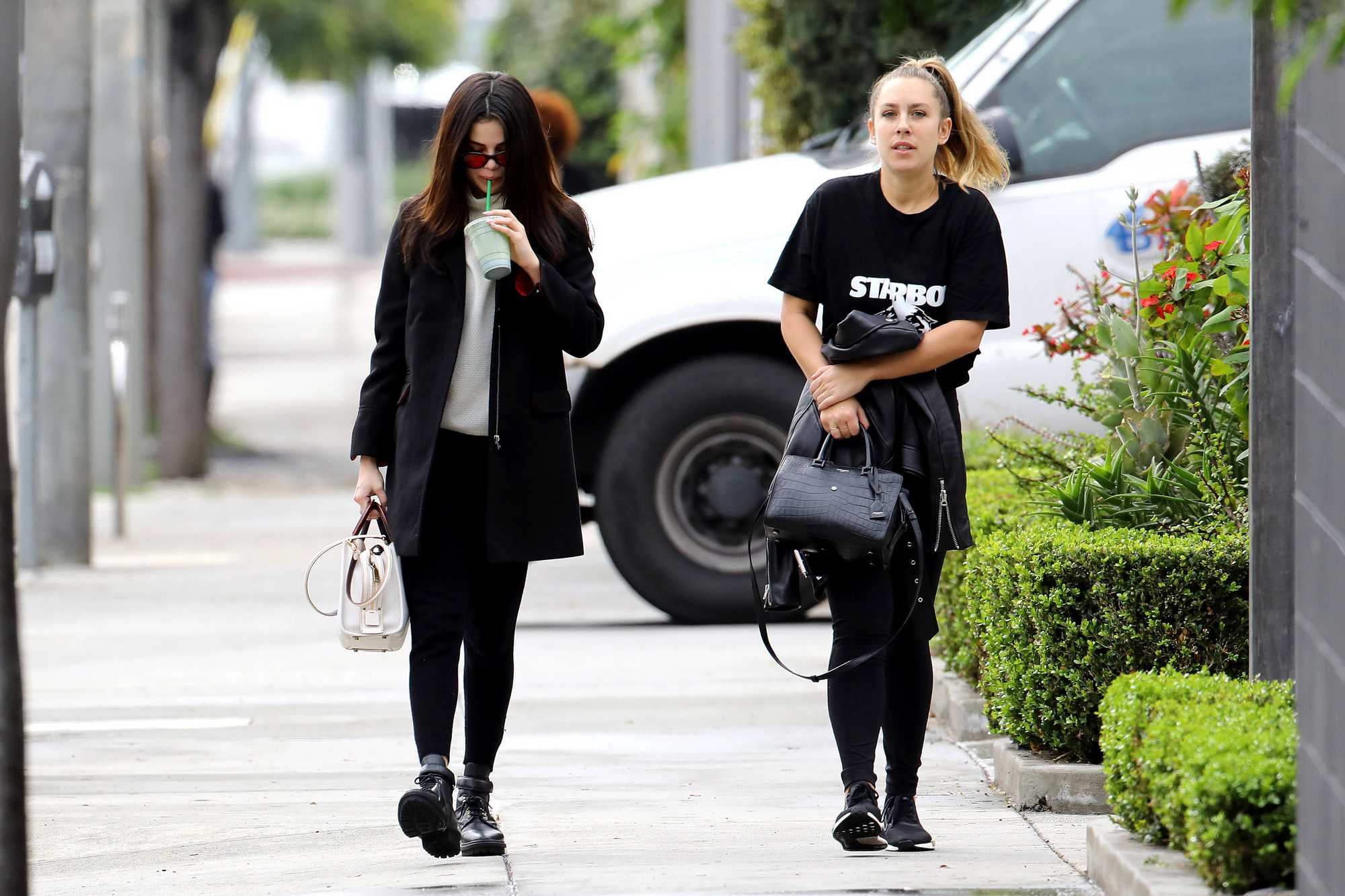 Selena_Gomez_-_Out_and_about_in_Los_Angeles_on_Feb_21-37.jpg