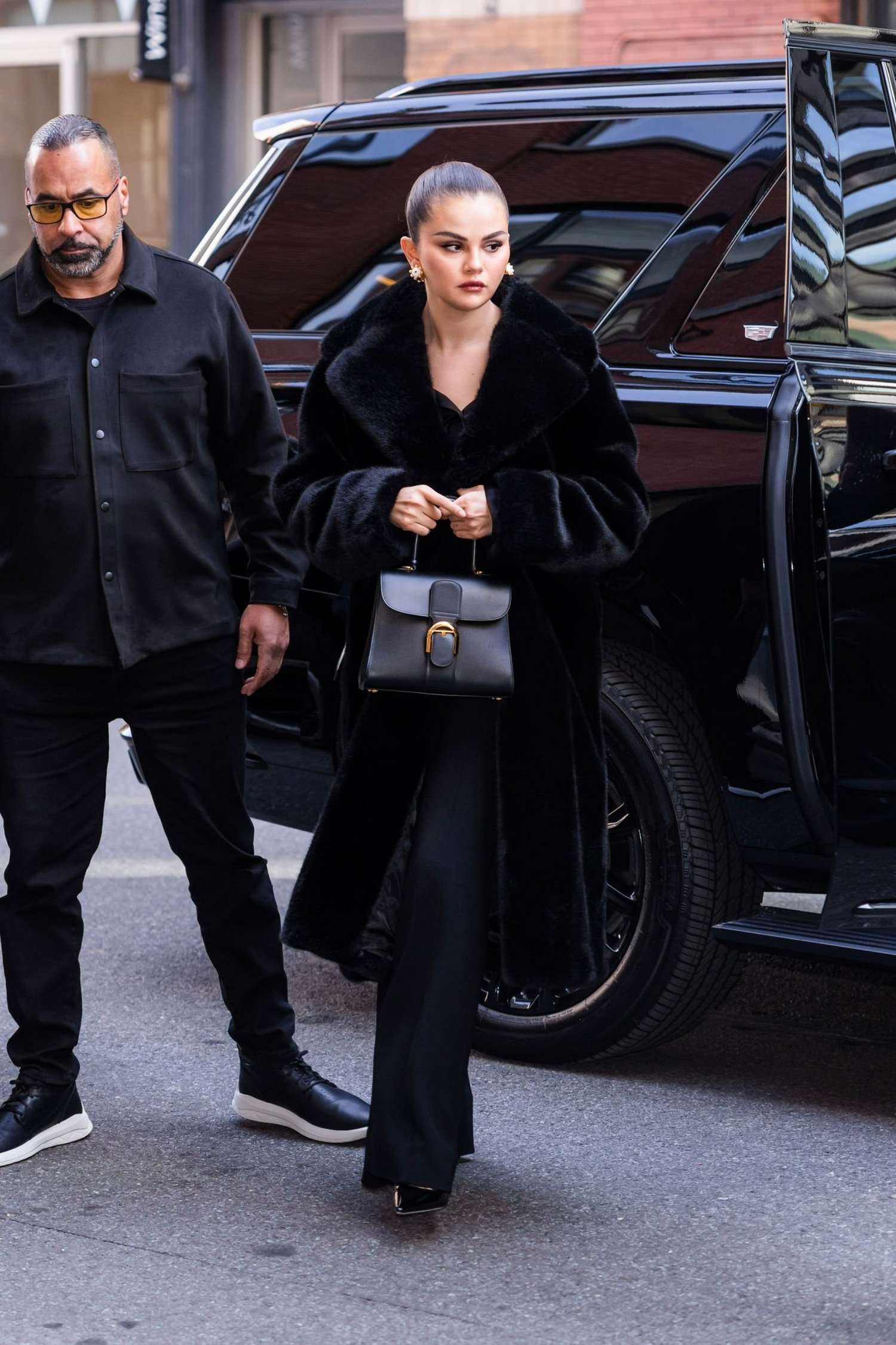Selena_Gomez_-_Out_in_New_York_March_292C_202309.jpg
