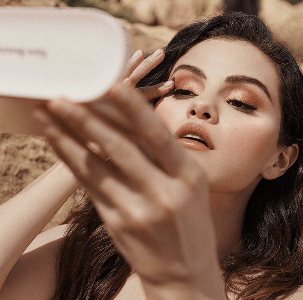 Selena_Gomez_-_Rare_Beauty_Summer_Collection_2021_28129.jpg