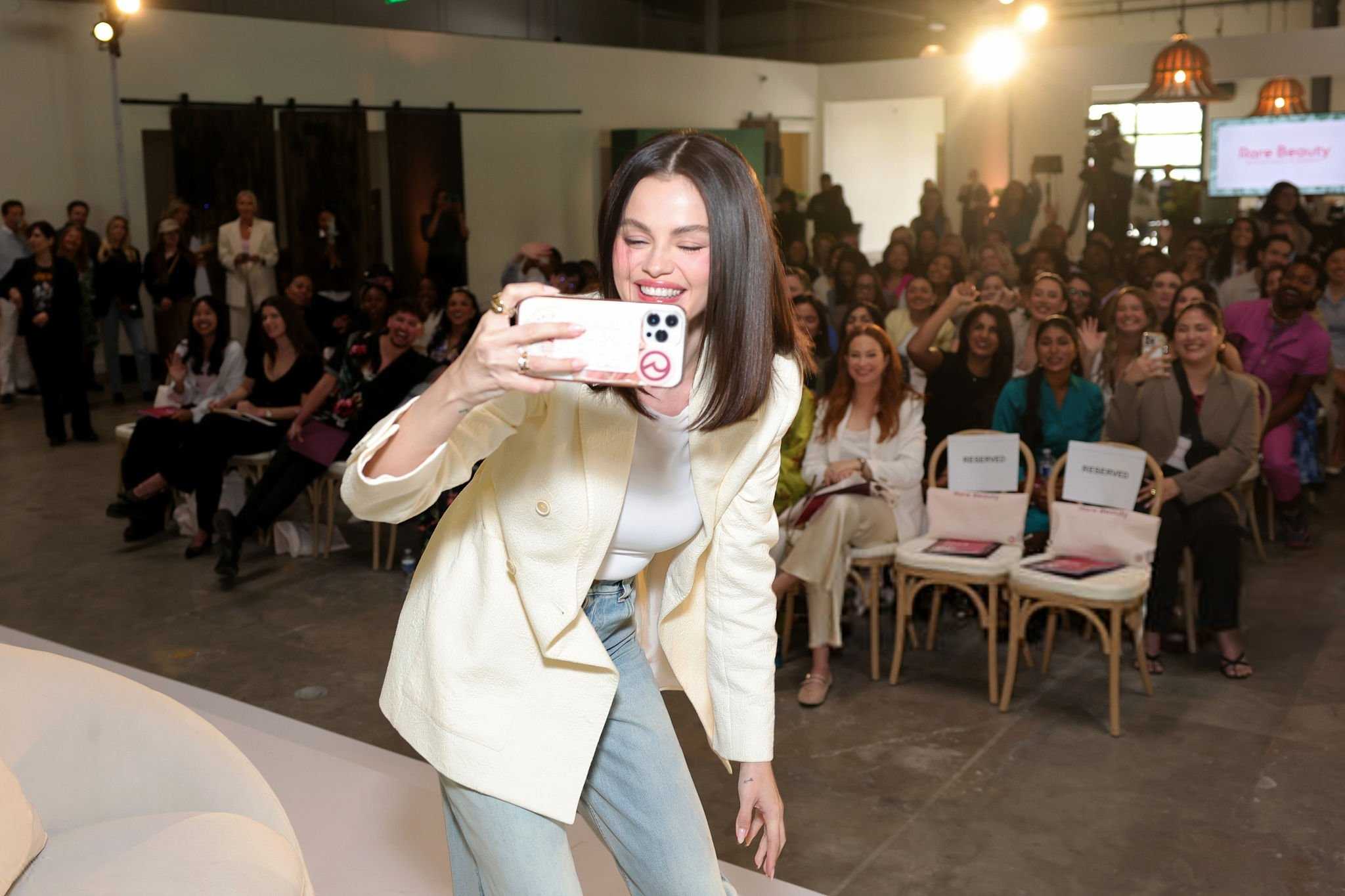 Selena_Gomez_-_Rare_Beauty_s_4th_annual_Mental_Health_Summit2C_Los_Angeles_CA_-_May_12C_2025-26.jpg