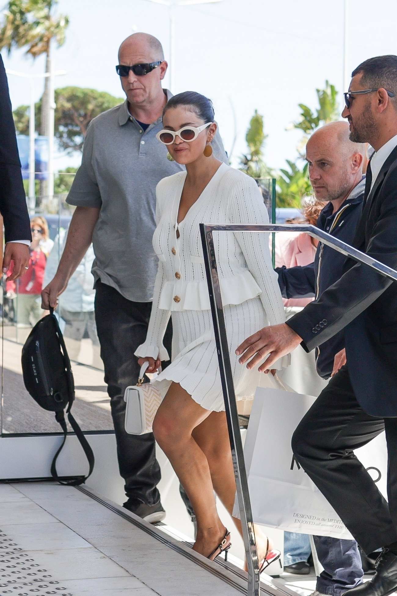 Selena_Gomez_-_Seen_out_during_the_77th_Annual_Cannes_FIlm_Festival_in_Cannes2C_France_May_172C_2024_15.jpg