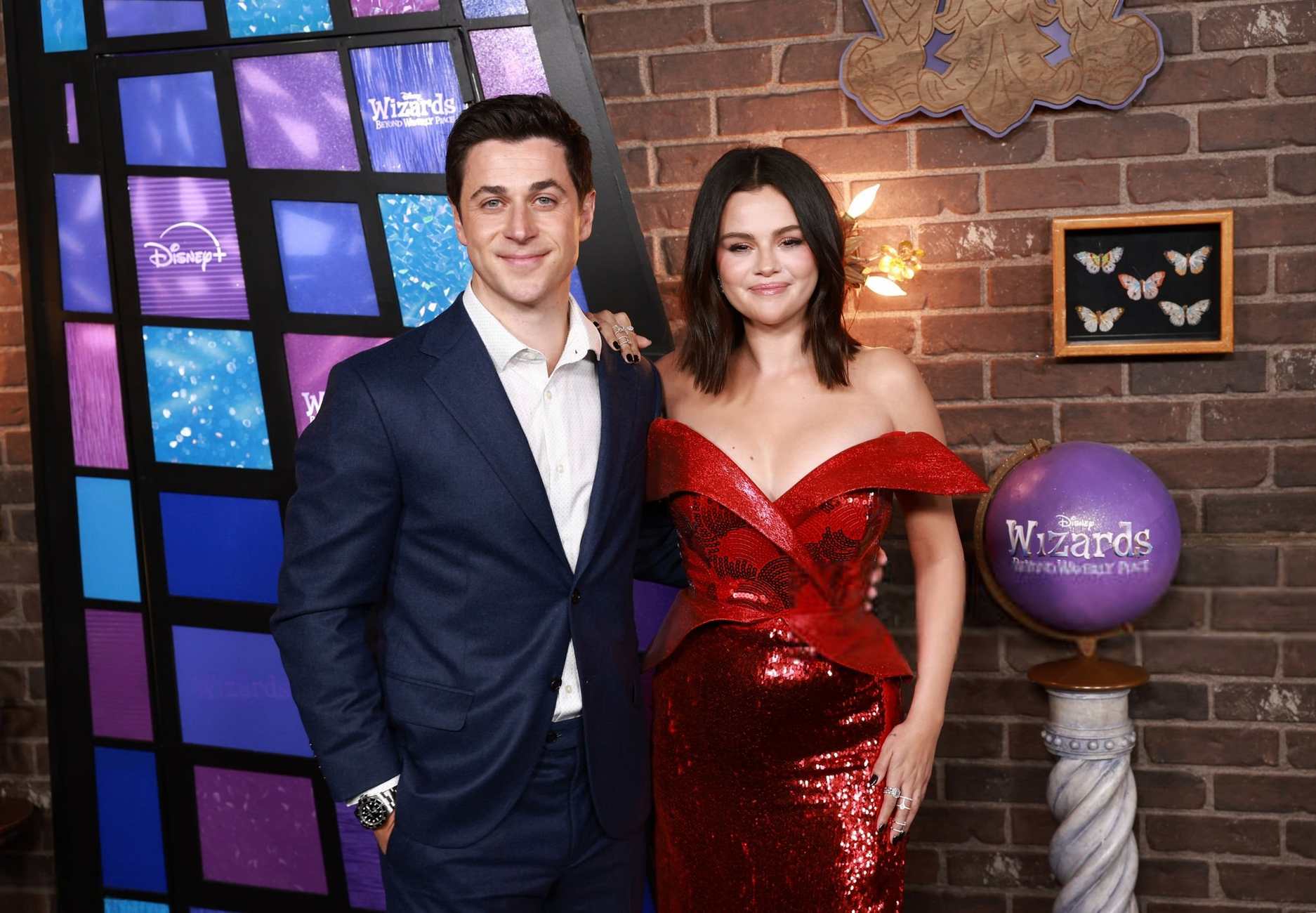 Selena_Gomez_-_World_Premiere_of_Disney_s_Wizards_Beyond_Waverly_Place2C_Los_Angeles_CA_-_October_282C_2024_05.jpg
