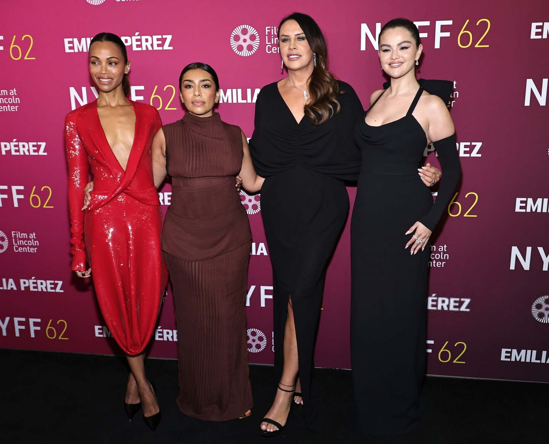 Selena_Gomez_-__Emilia_Perez__premiere_at_the_62nd_New_York_Film_Festival_September_302C_2024_23.jpg