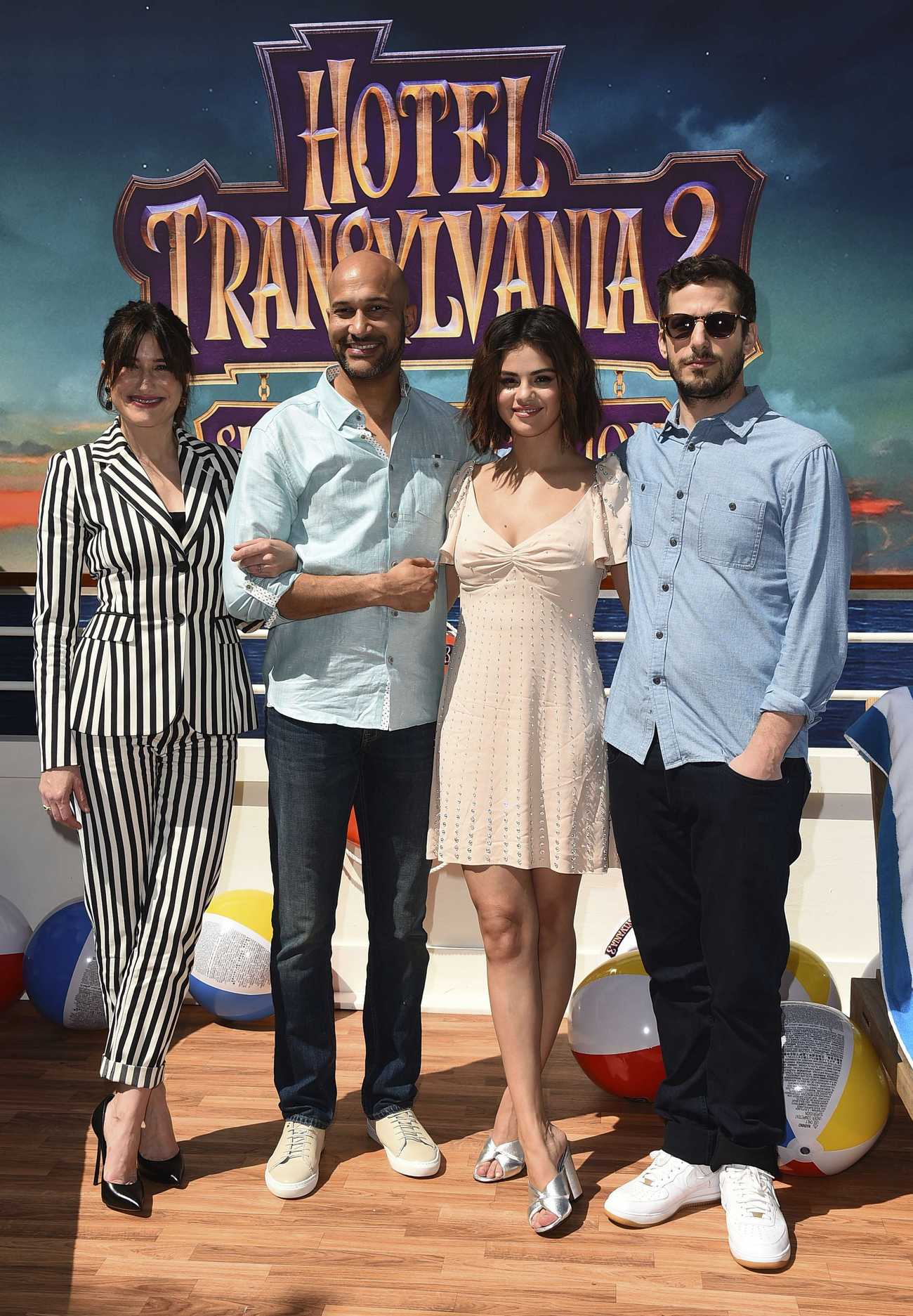 Selena_Gomez_-__Hotel_Transylvania_3_Summer_Vacation__Photocall_on_April_112C_2018-06.jpg