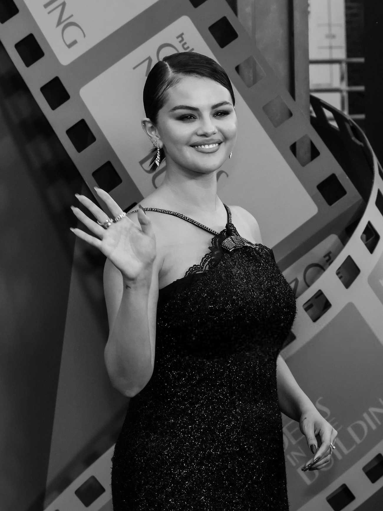 Selena_Gomez_-__Only_Murders_In_The_Building__Season_4_premiere_in_Los_Angeles_August_222C_2024_29.jpg