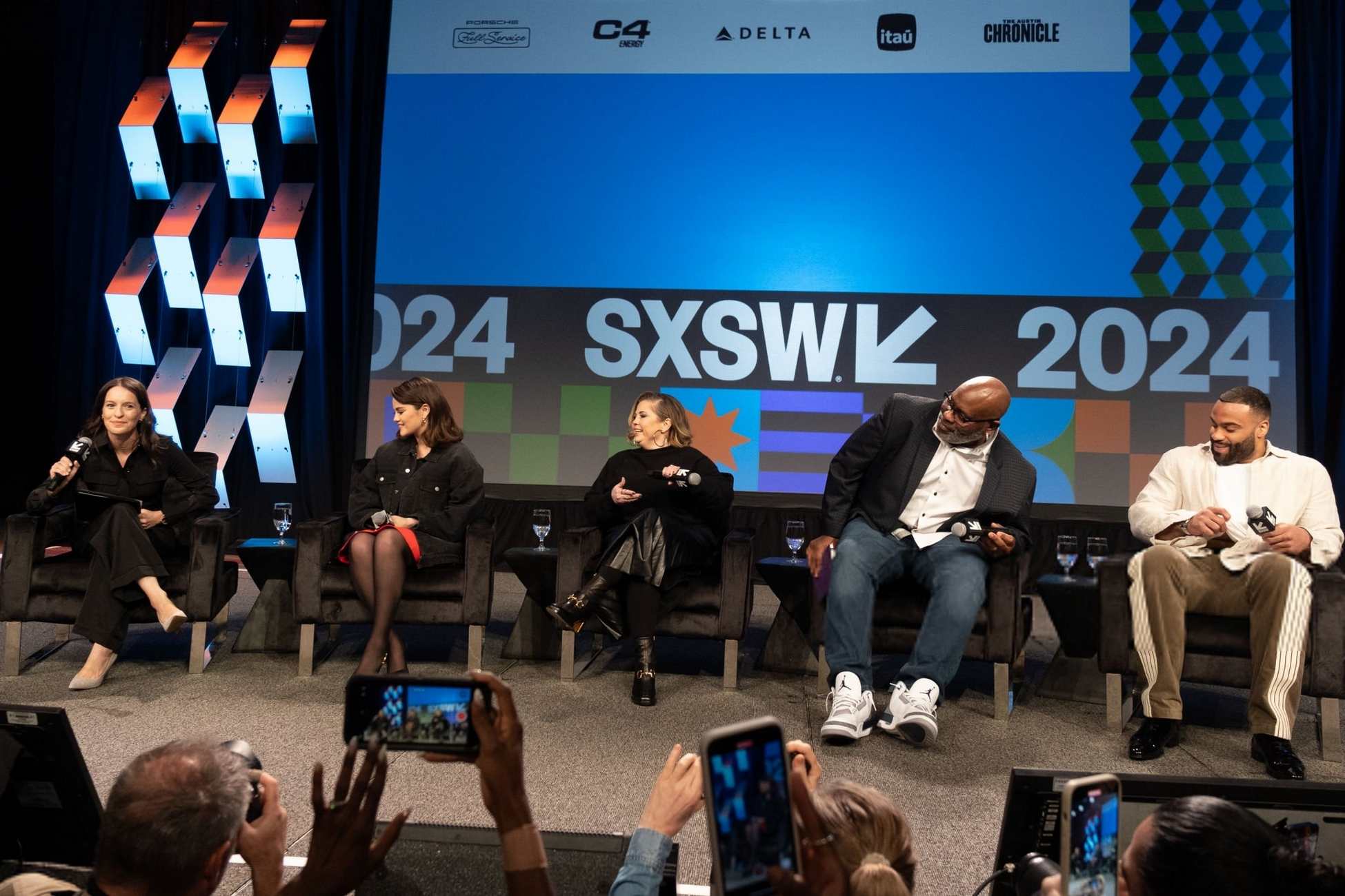 Selena_Gomez_-_appears_on_featured_panel_about_mental_health_at_SXSW_Festival2C_Austin_TX_-_March_102C_2024_16.jpg
