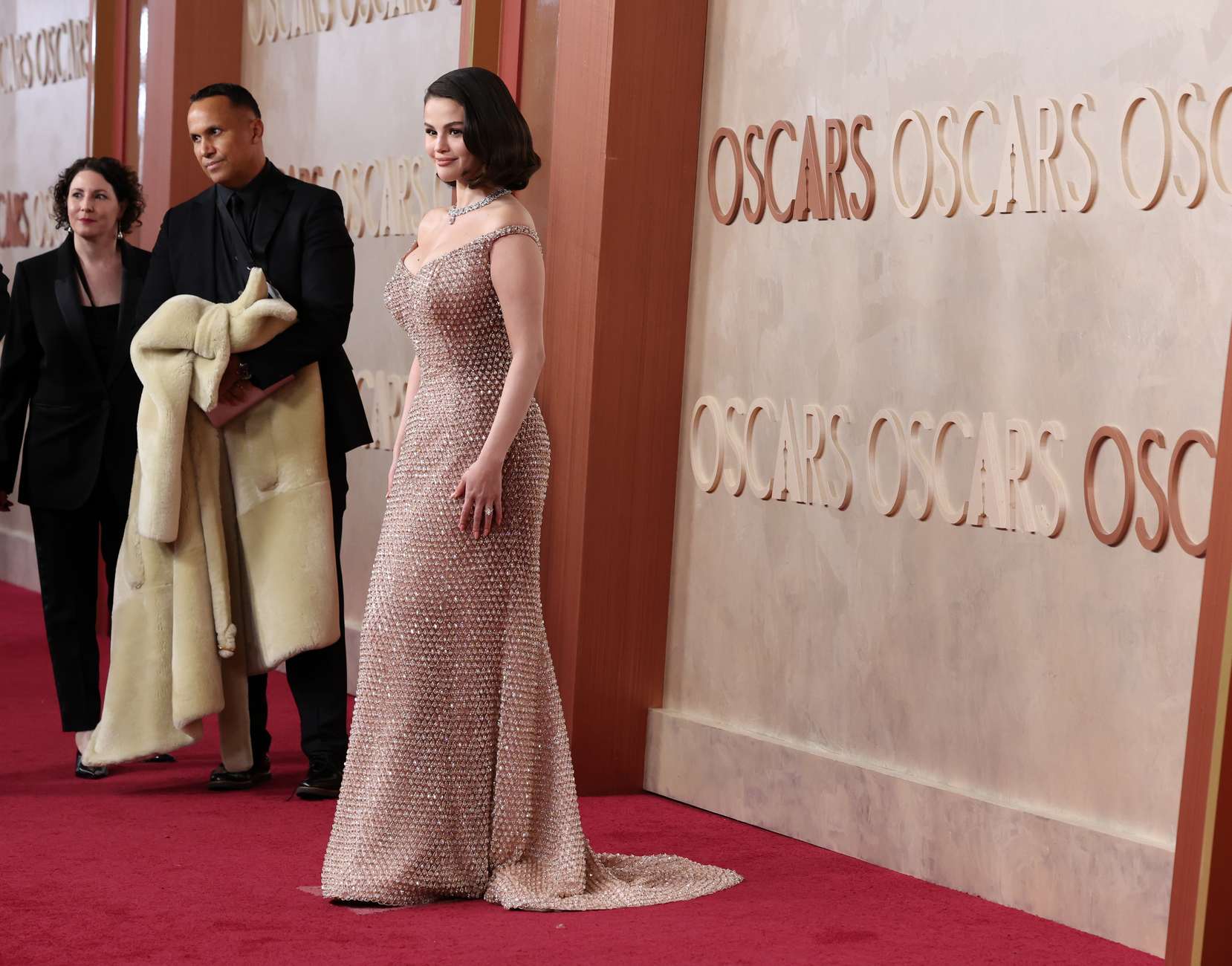 Selena_Gomez_-_at_the_97th_Annual_Academy_Awards_at_Dolby_Theatre_in_Hollywood2C_California_-_March_22C_2025_36.jpg
