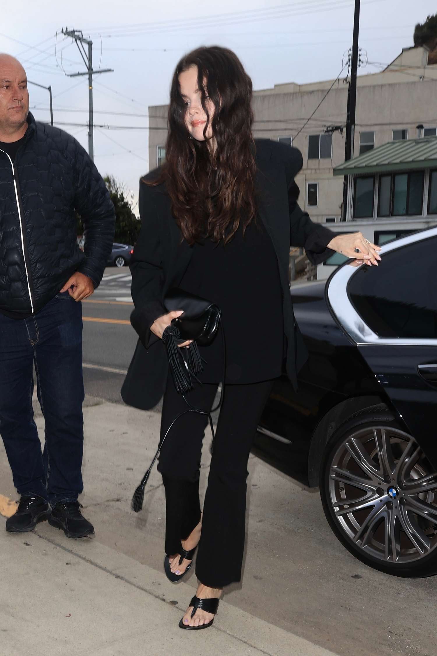 Selena_Gomez_-_out_to_dinner_at_Giorgio_Baldi2C_Santa_Monica_CA_-_July_132C_2025_14.jpg