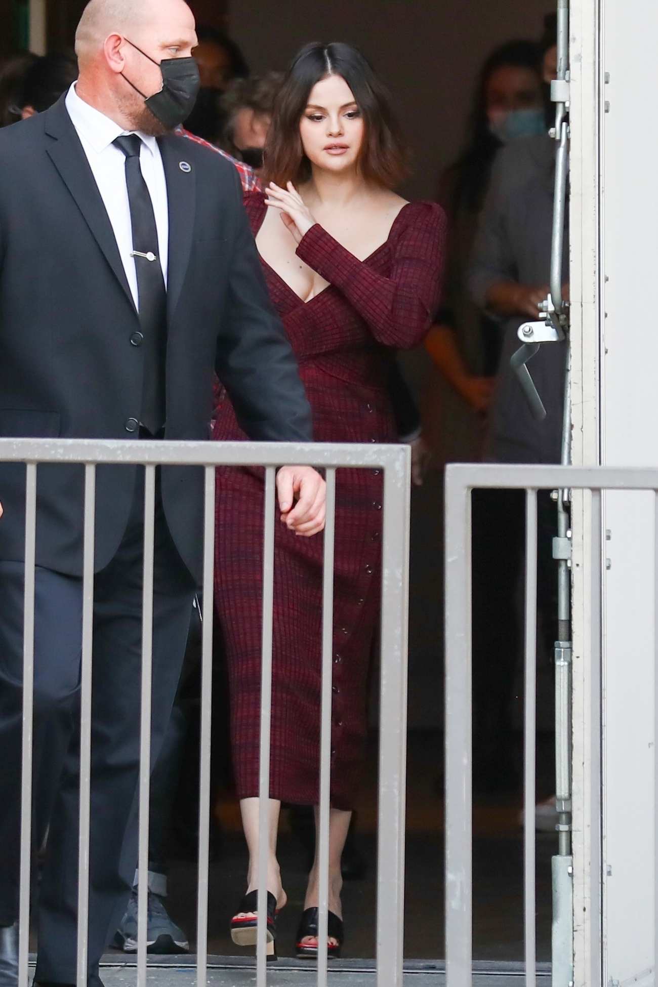 Selena_Gomez_-_promotes__Only_Murders_in_the_Building__in_Los_Angeles2C_California__1028202123.jpg