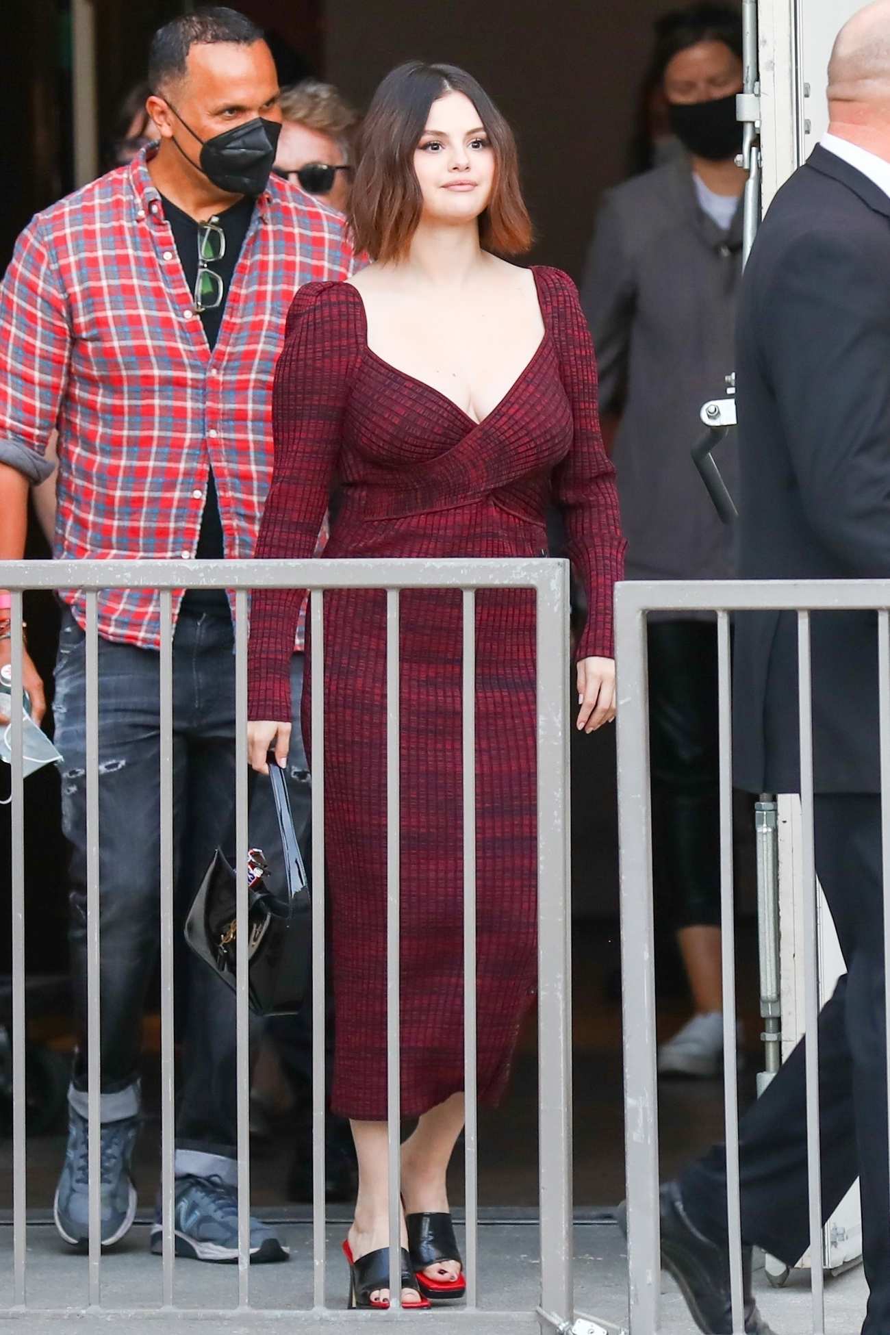 Selena_Gomez_-_promotes__Only_Murders_in_the_Building__in_Los_Angeles2C_California__1028202125.jpg