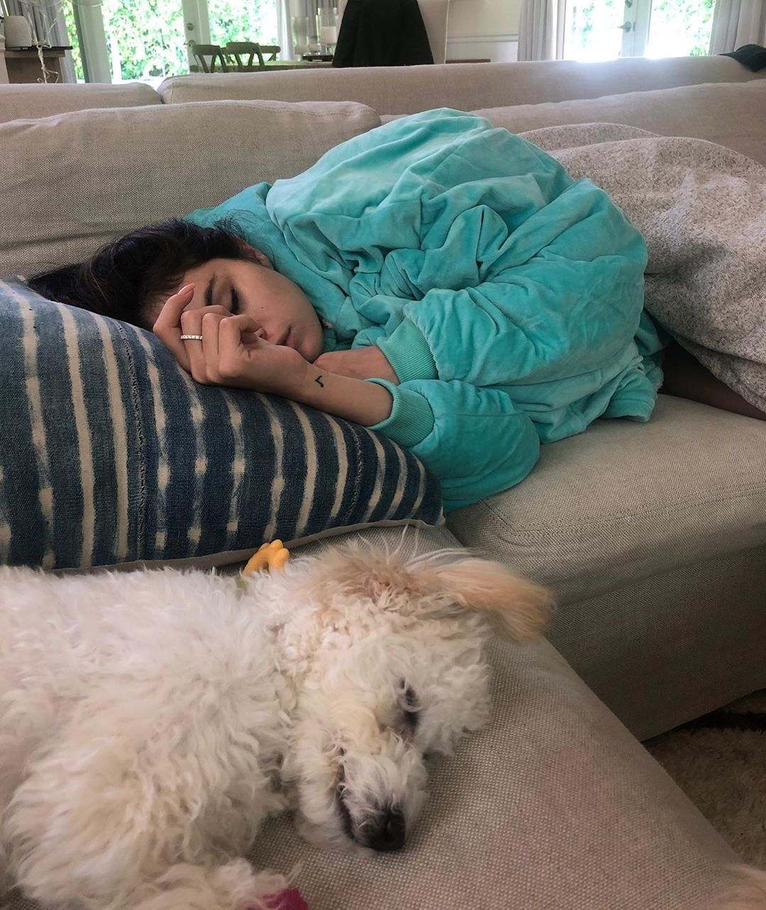 Selena_Gomez_Instagram-15.jpg