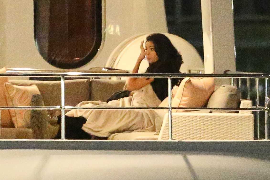 Selena_Gomez_and_The_Weeknd_-_On_a_yacht_in_Marina_del_Rey_on_Feb_11-34.jpg