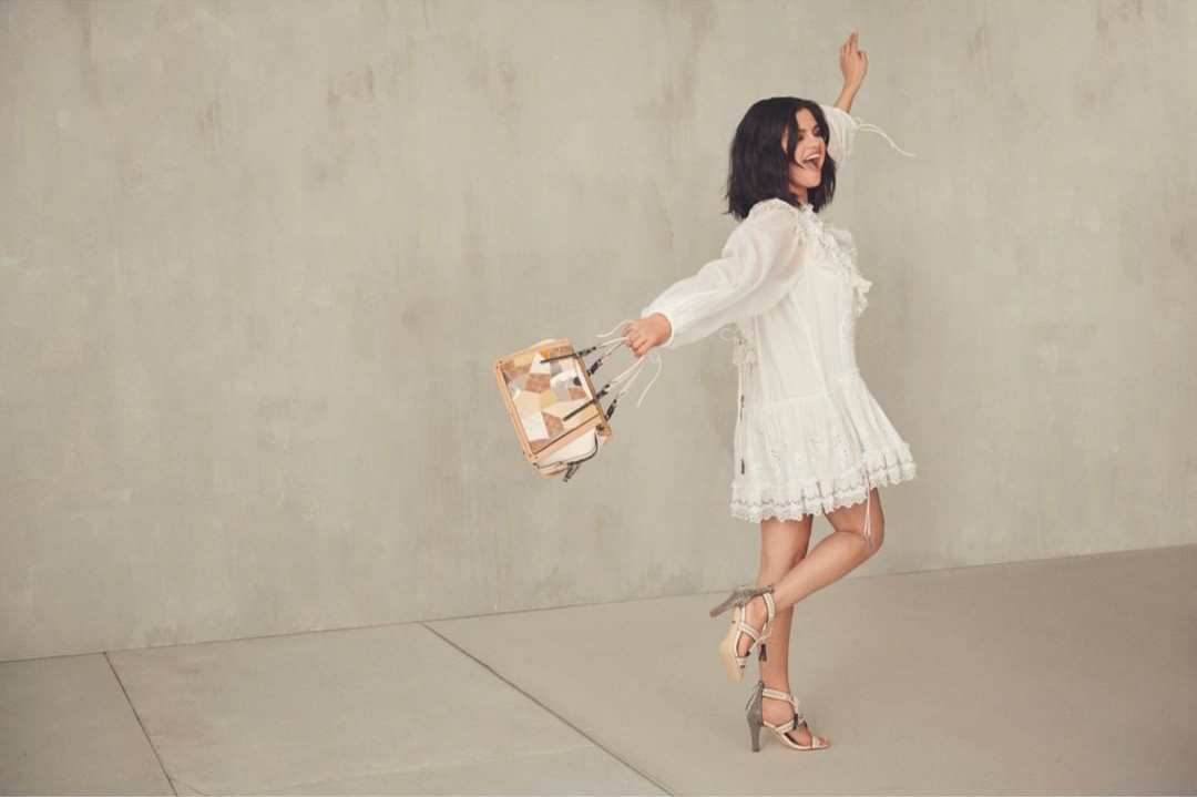 Selena_Gomez_x_Coach_2019-04.jpg