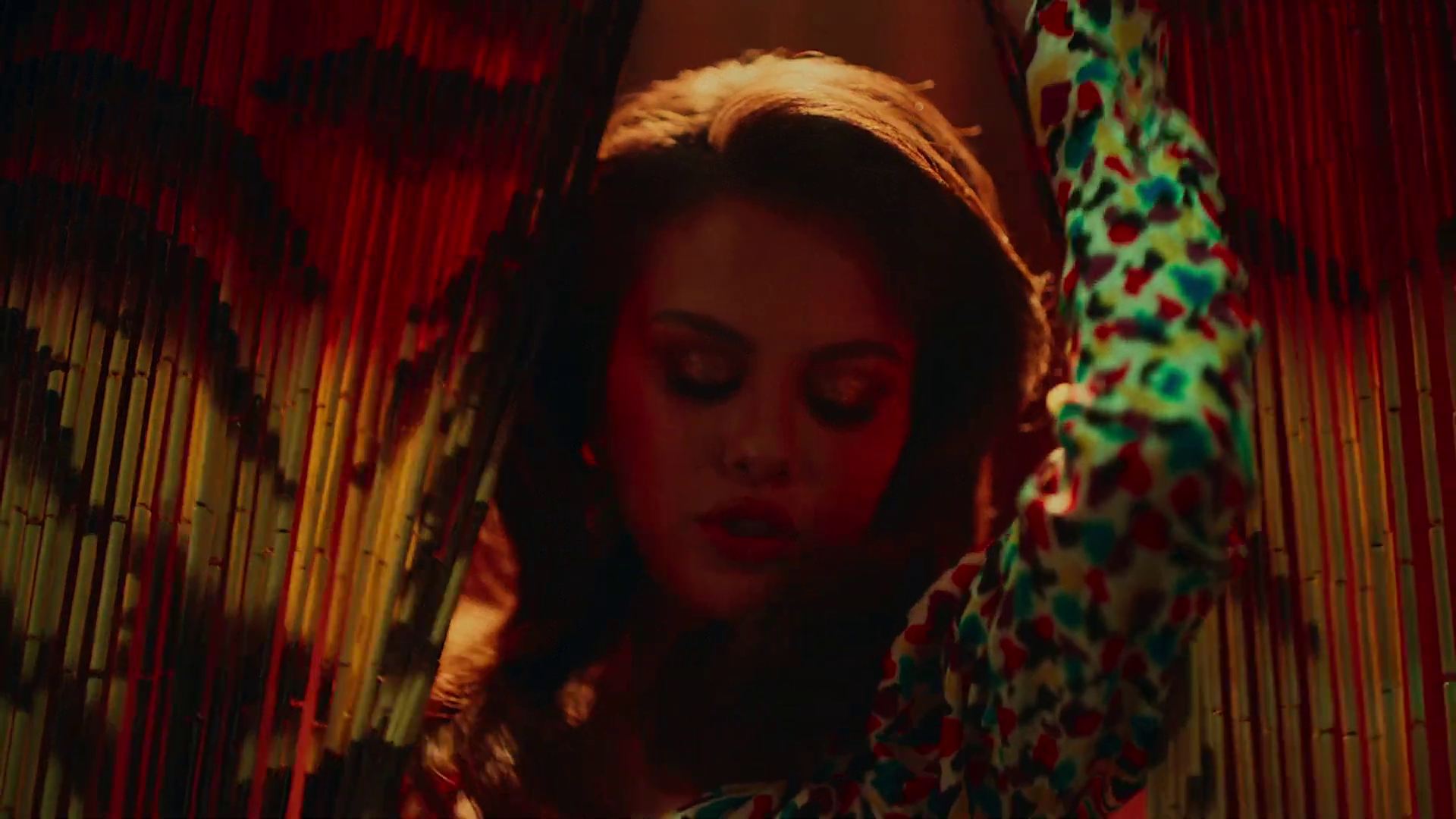 Selfish_Love_MV_39.jpg