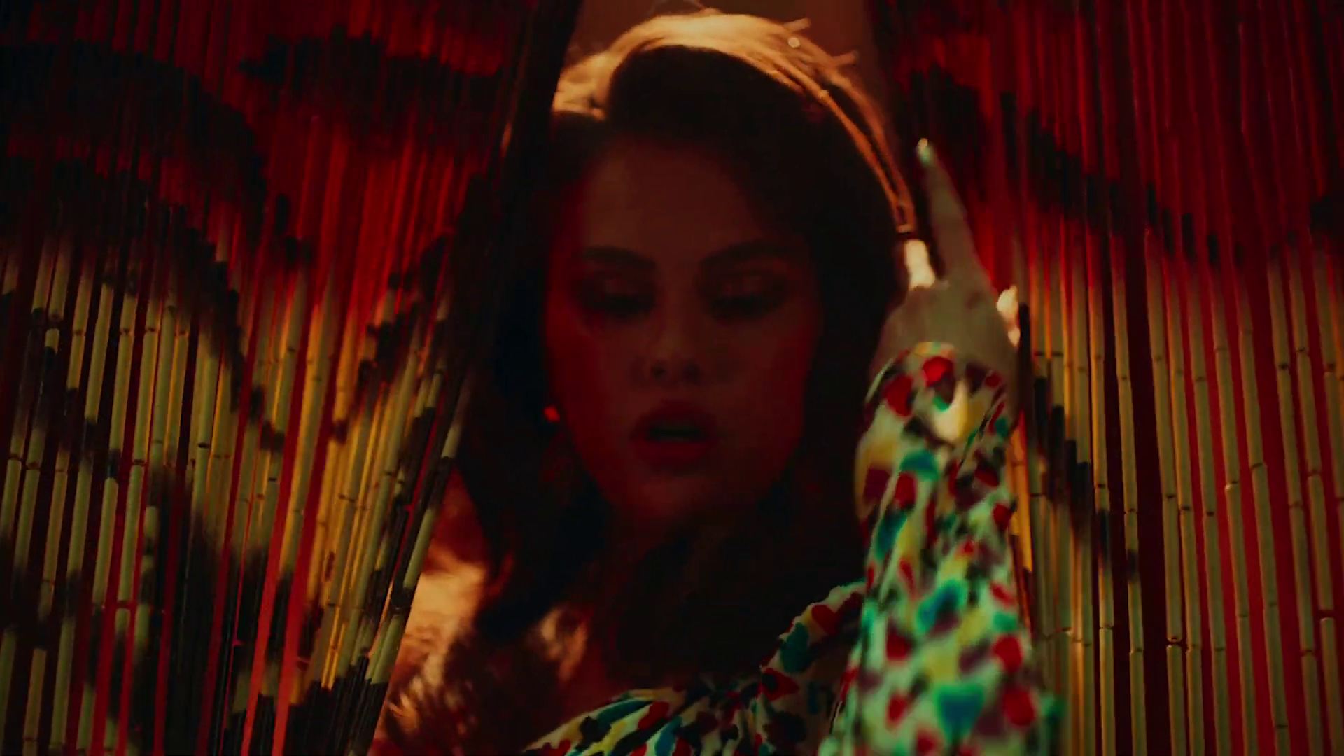 Selfish_Love_MV_40.jpg