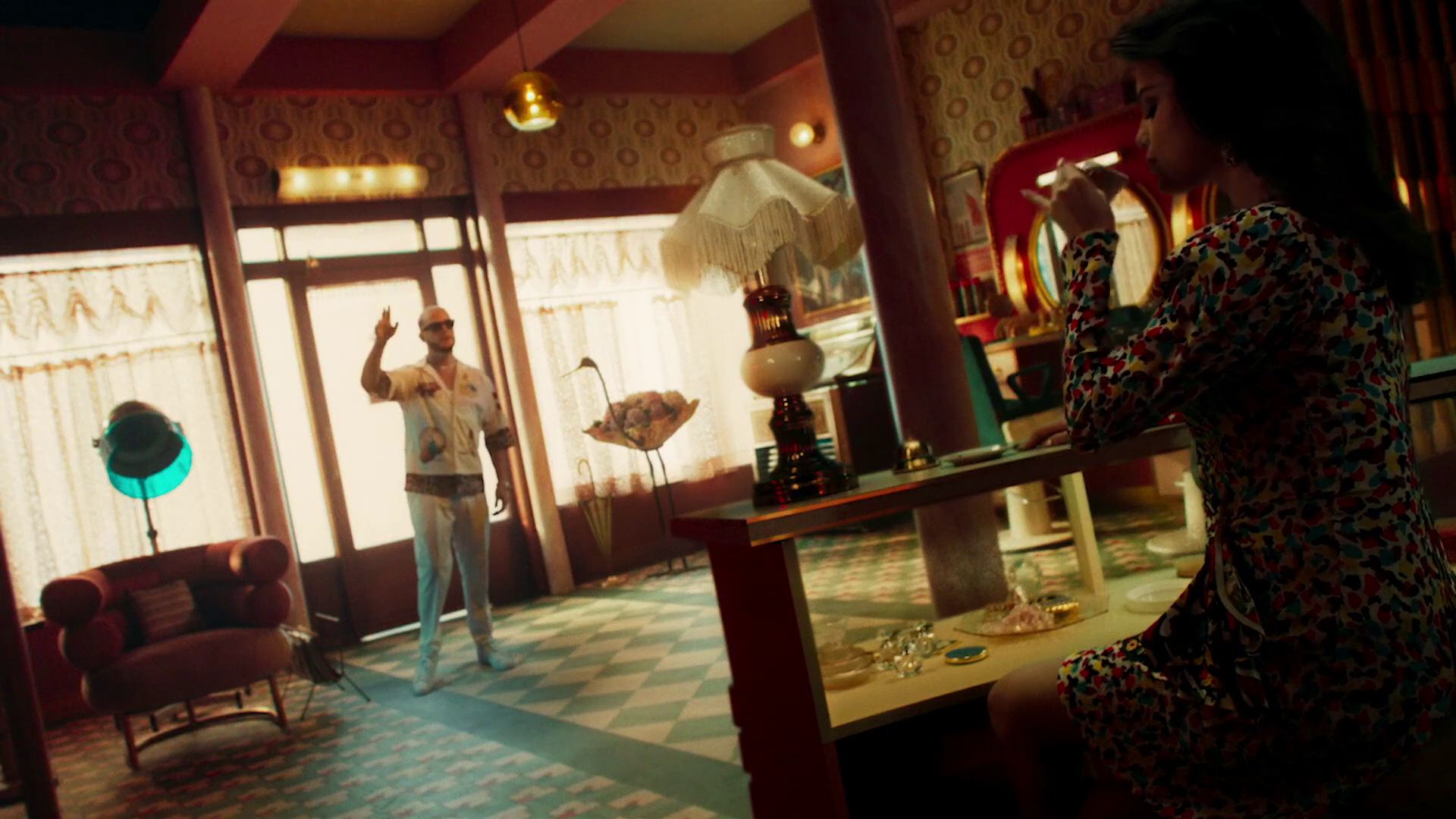Selfish_Love_MV_47.jpg