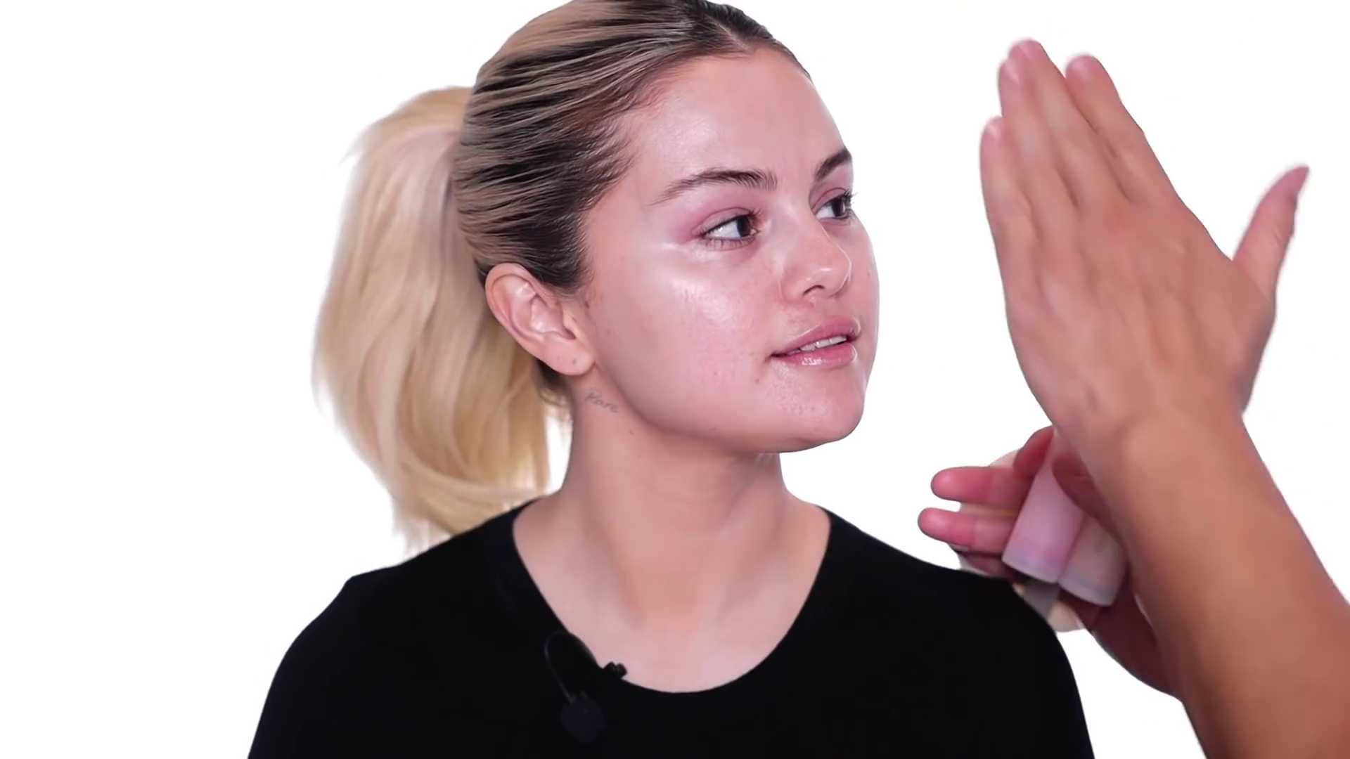 Summer_Day_To_Night_Makeup_With_Selena_Gomez_12.jpg