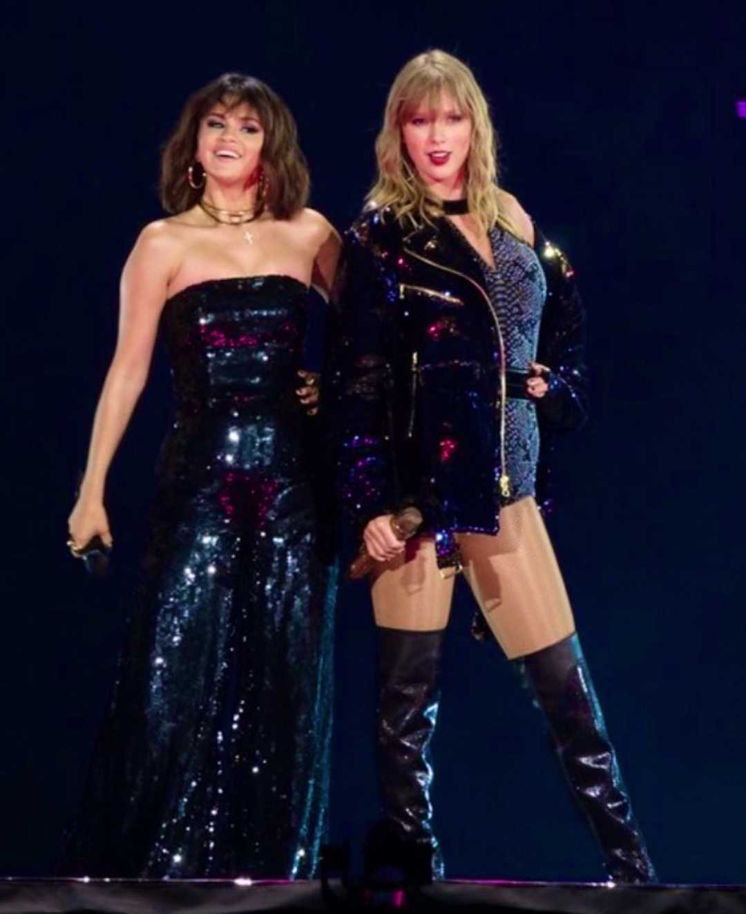 Taylor_Swift27s_Concert_-_May_9-08.jpg