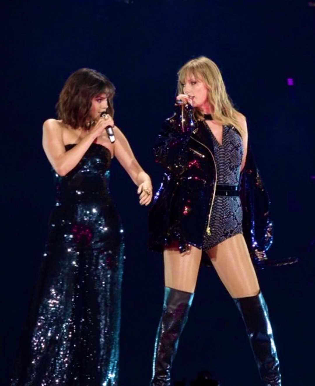 Taylor_Swift27s_Concert_-_May_9-10.jpg