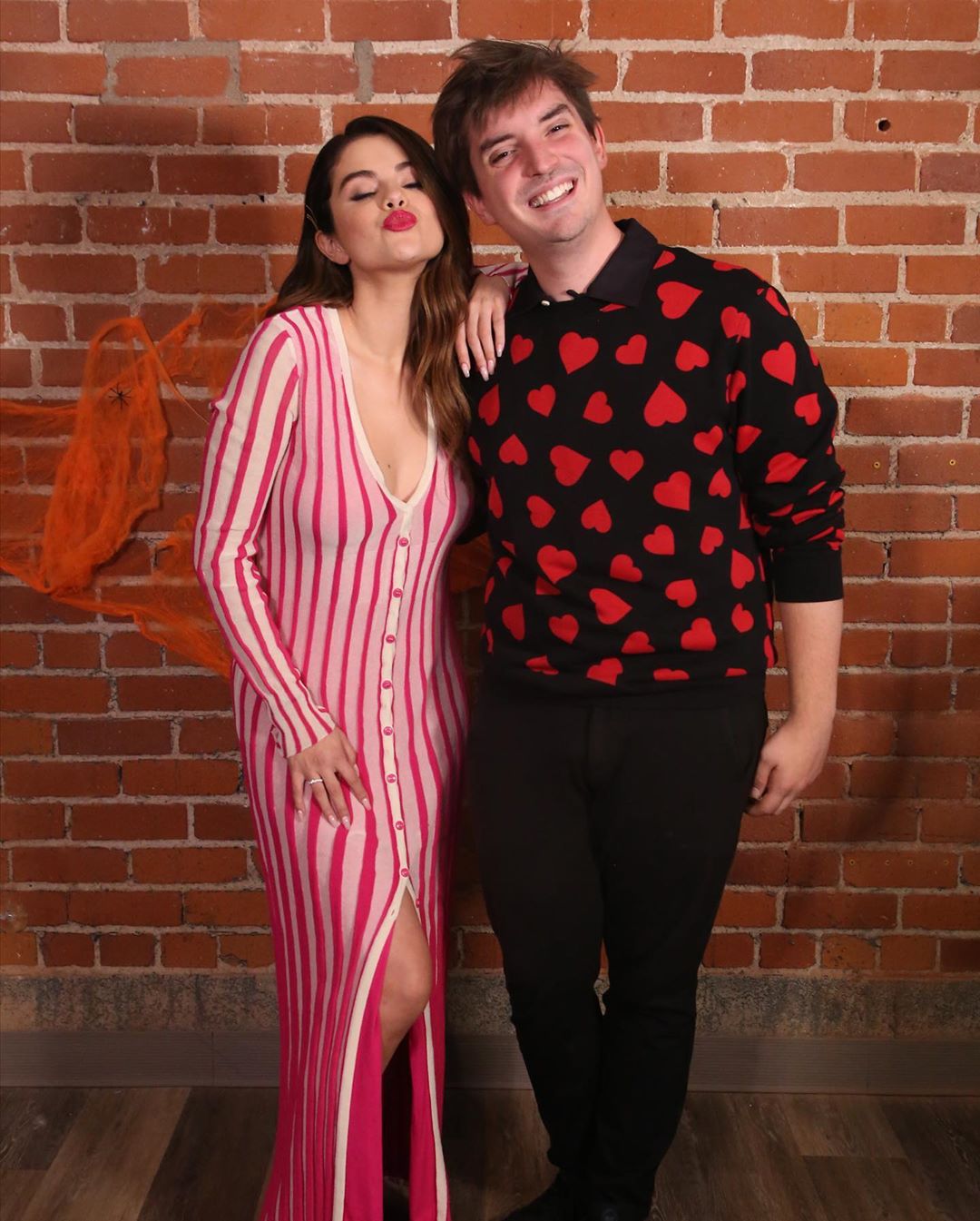 Zach_Sang_Show_-_October_25_03.jpg