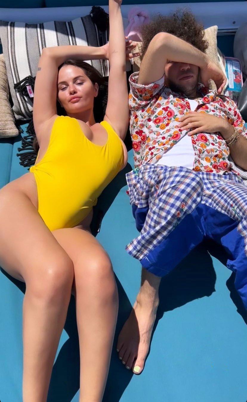 _Selena_01.jpg