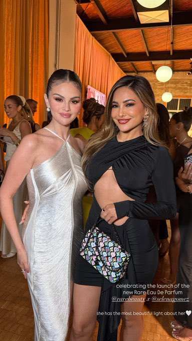 at_a_Rare_Beauty_event_2_16.jpg