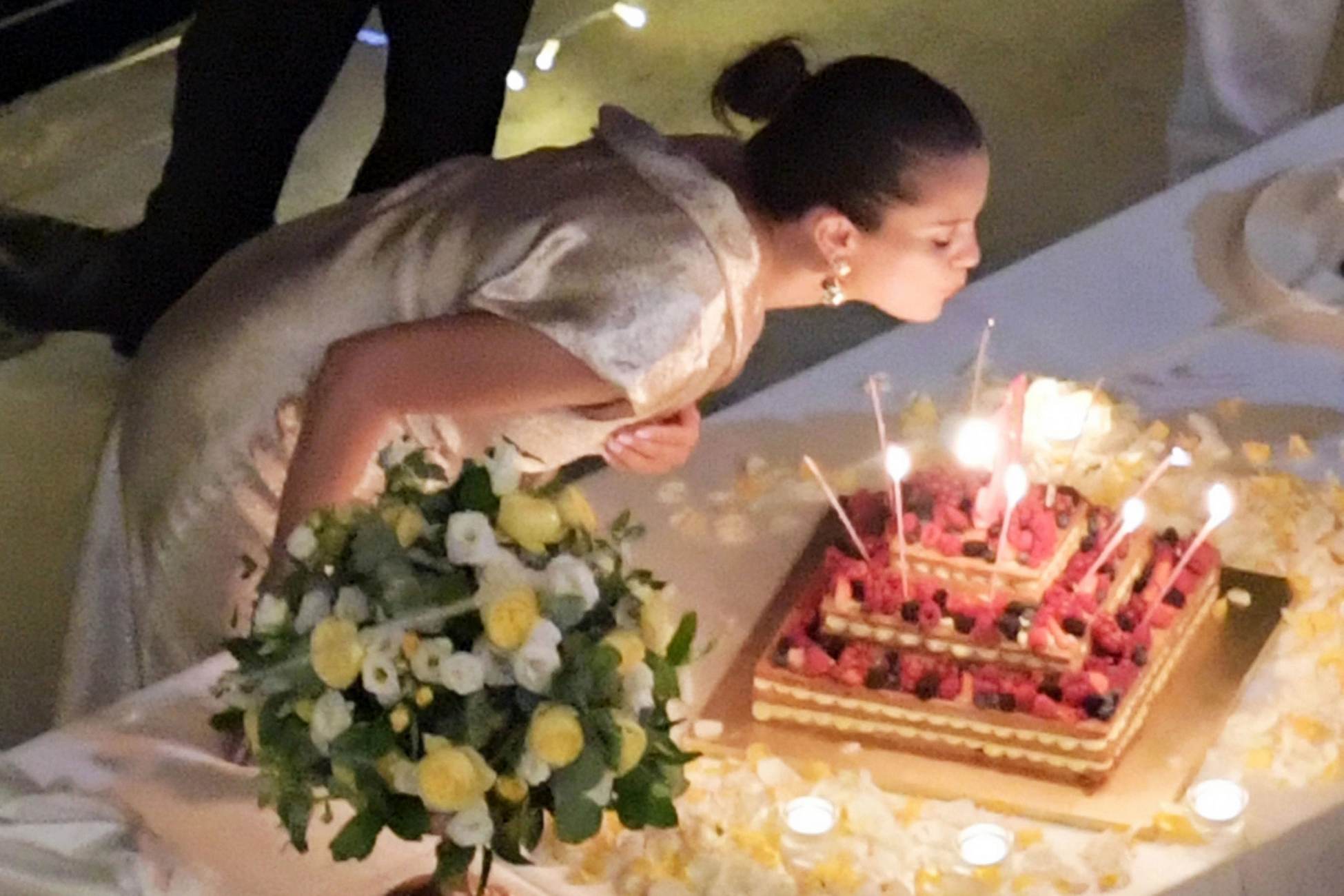 selena-gomez-birthday-party-andrea-iervolino_20.jpg